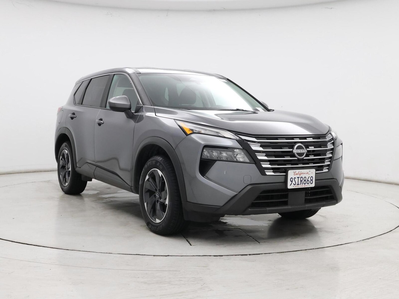 2025 Nissan Rogue SV - Photo 2