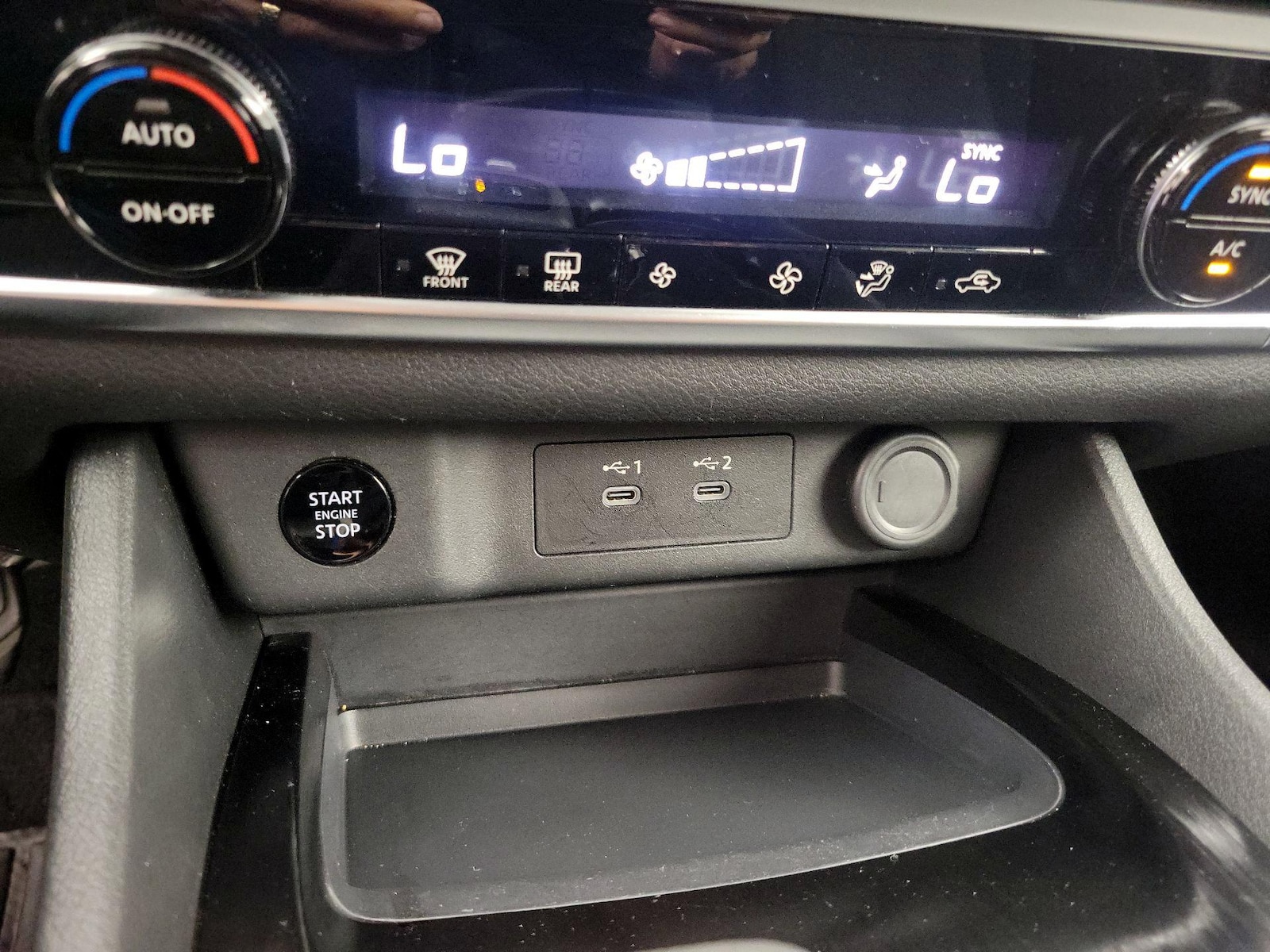2025 Nissan Rogue SV - Photo 19