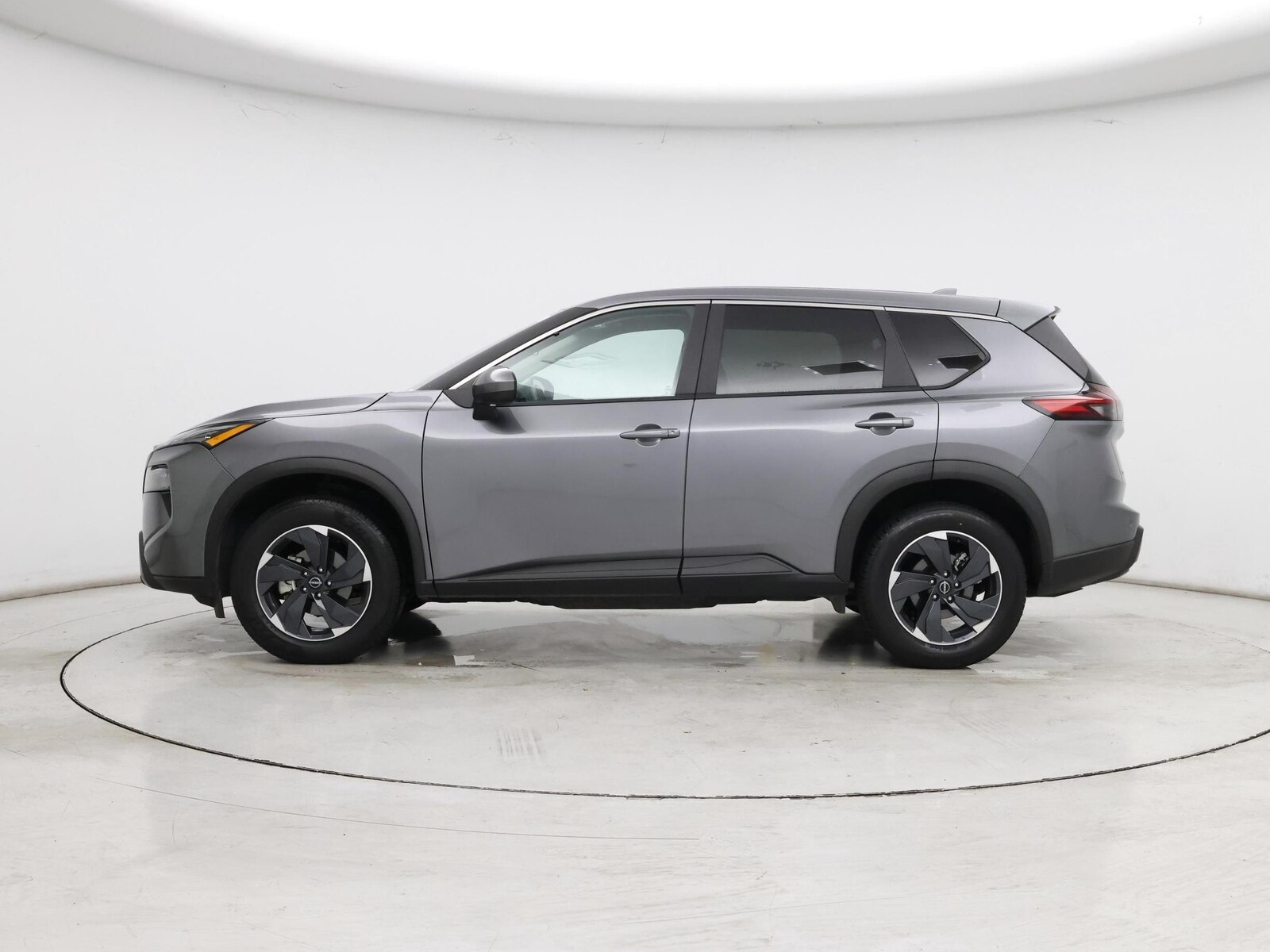 2025 Nissan Rogue SV - Photo 4
