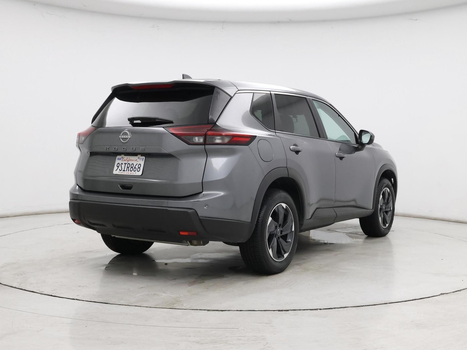 2025 Nissan Rogue SV - Photo 9