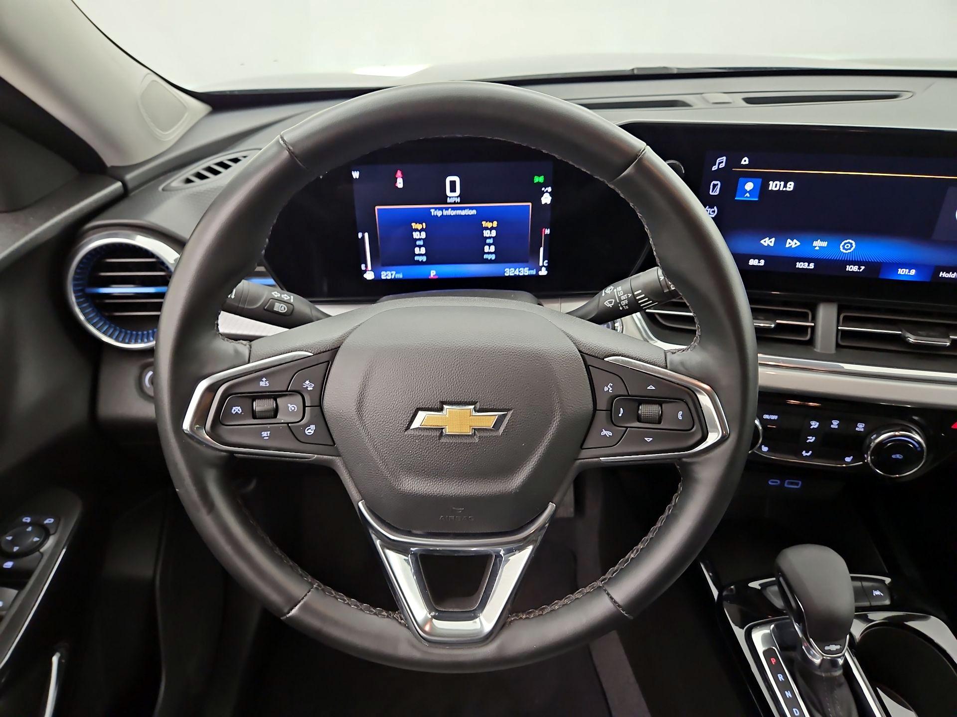 Thumbnail: 2025 Chevrolet Trax - 10