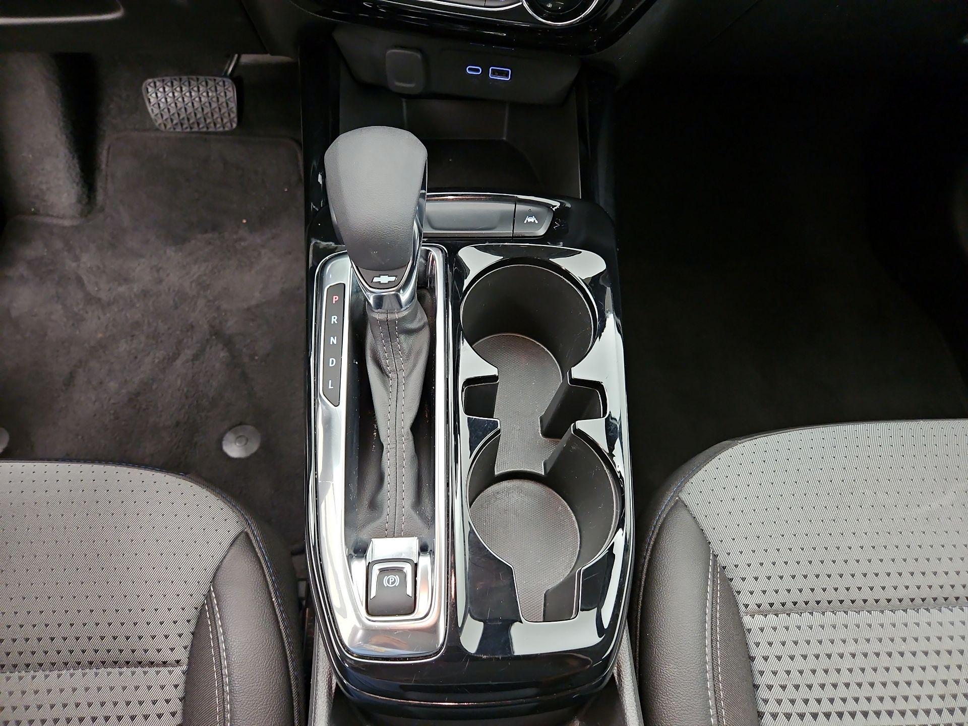 Thumbnail: 2025 Chevrolet Trax - 17