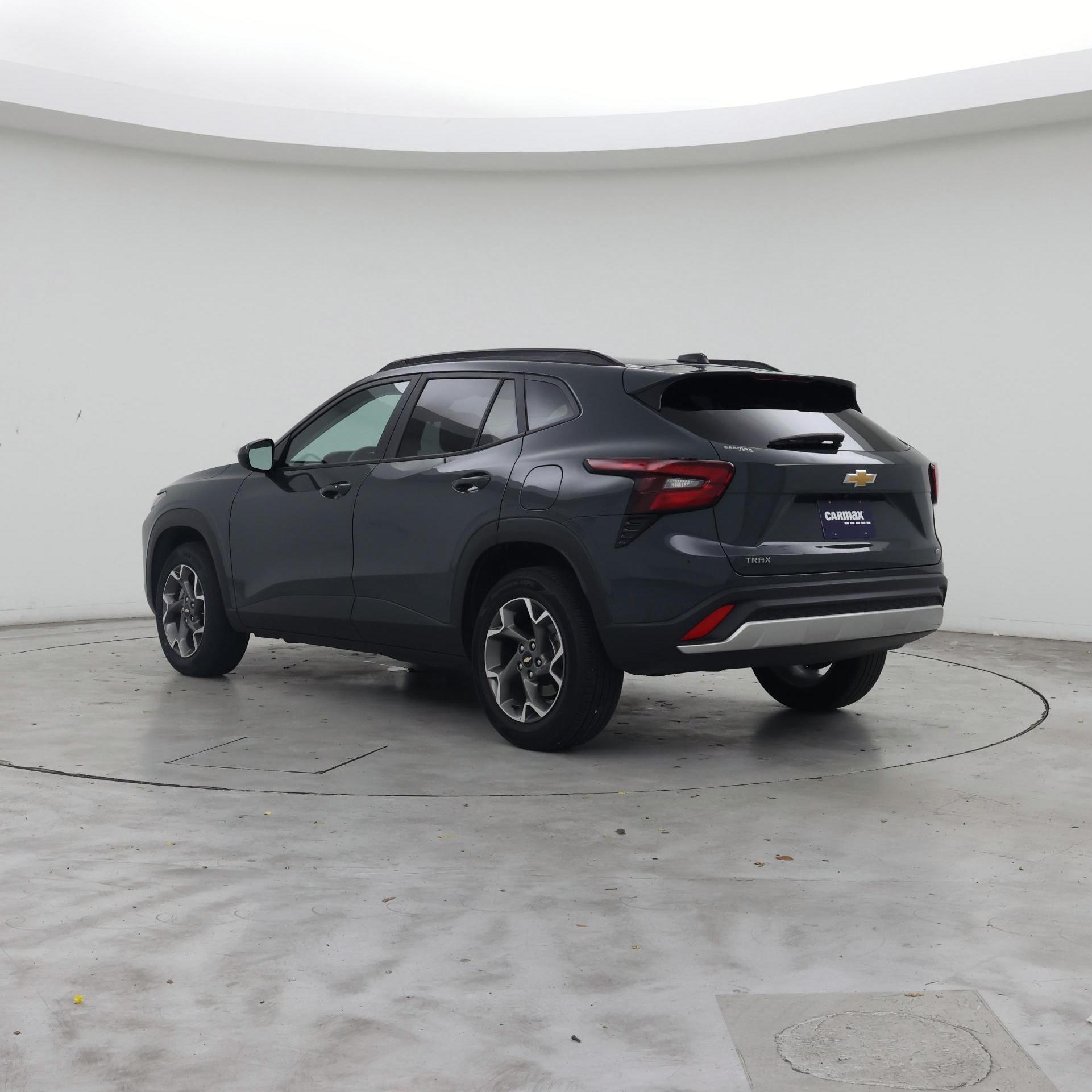 Thumbnail: 2025 Chevrolet Trax - 2