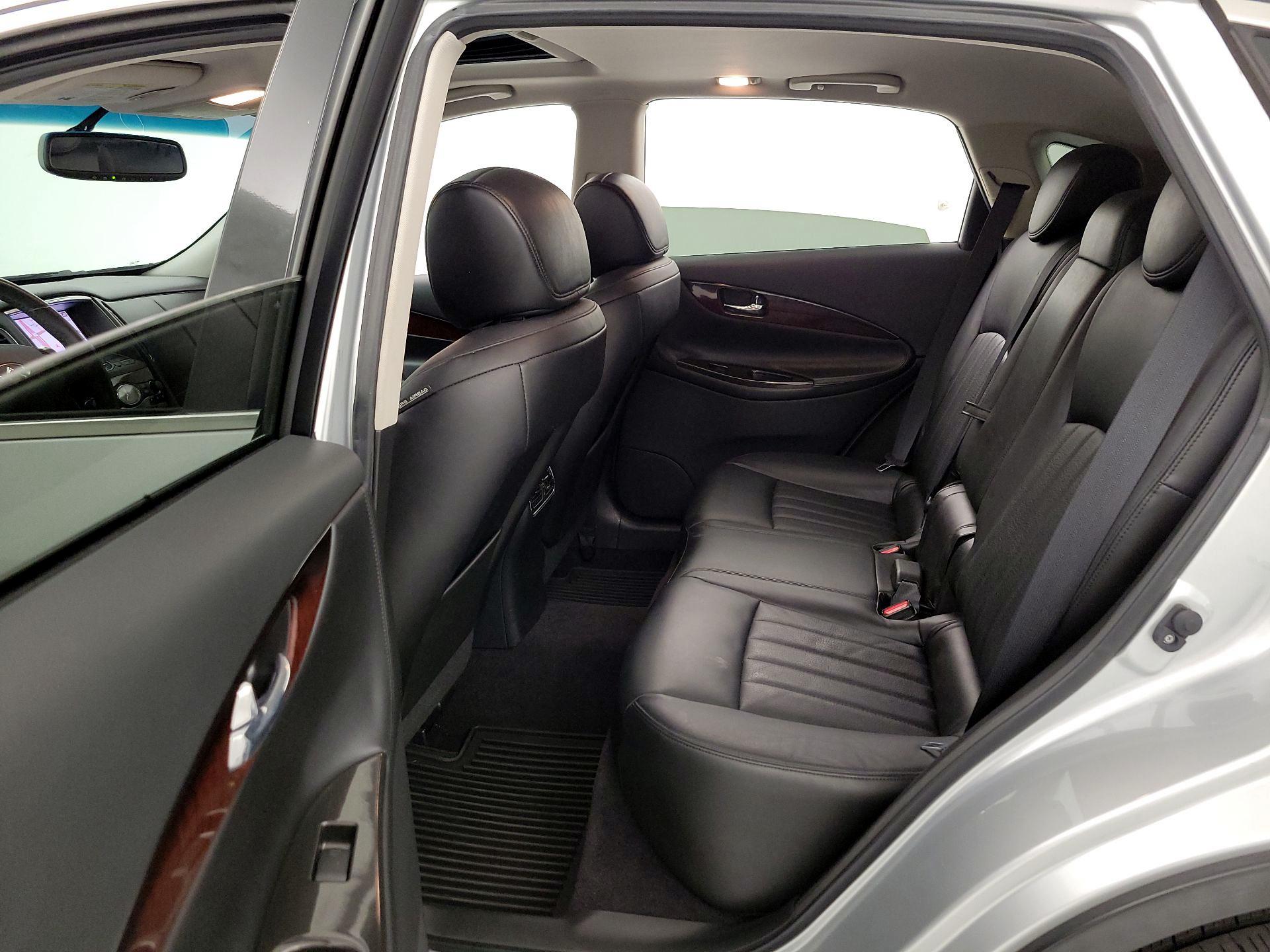 Thumbnail: 2017 INFINITI QX50 - 20