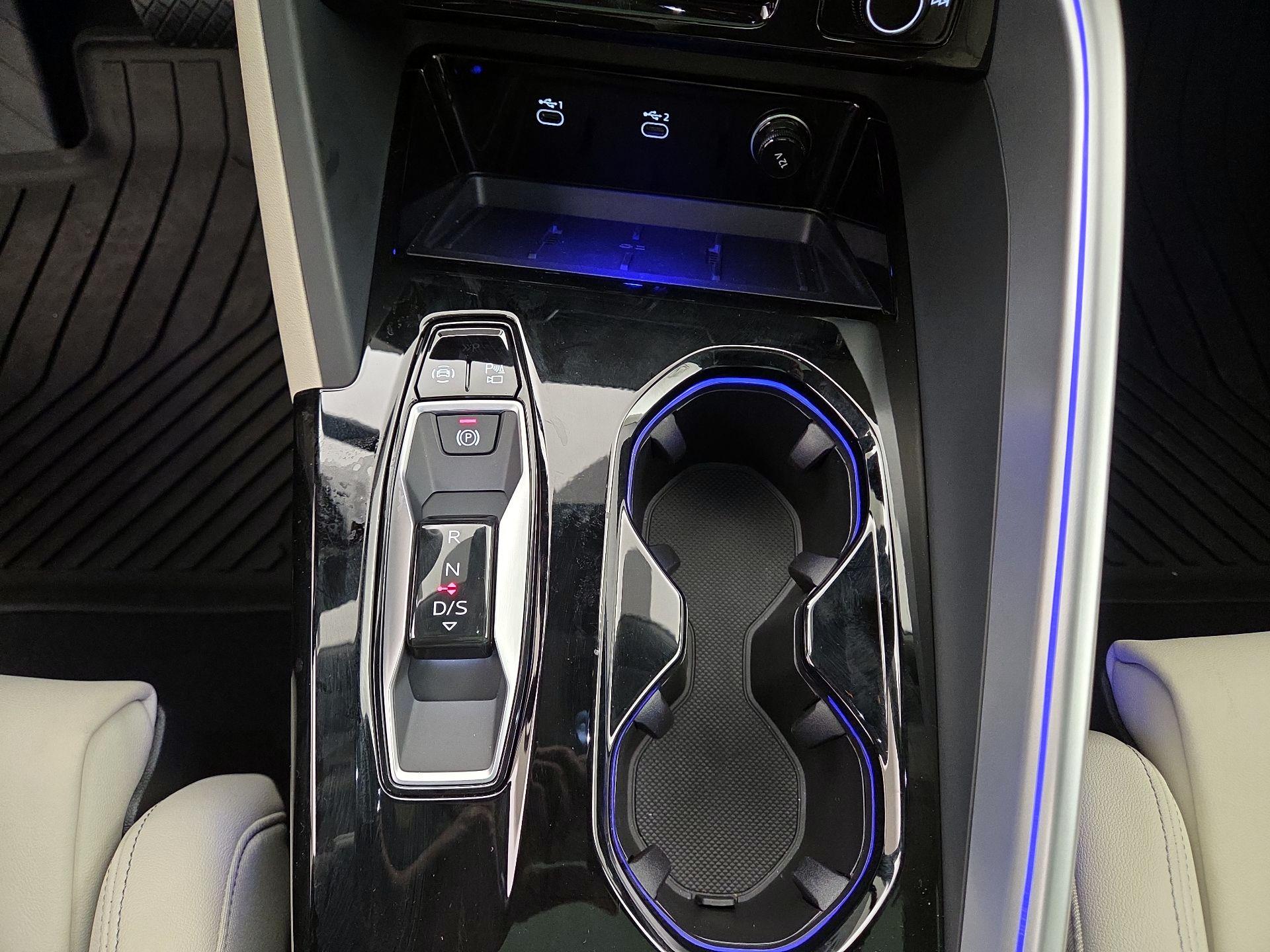 Thumbnail: 2025 Audi Q5 - 17