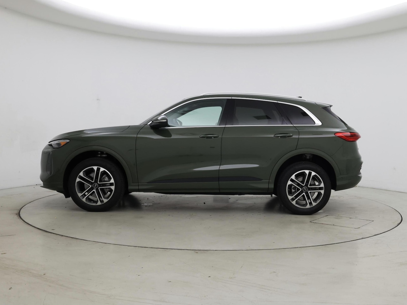 2025 Audi Q5 Premium Plus - Photo 4
