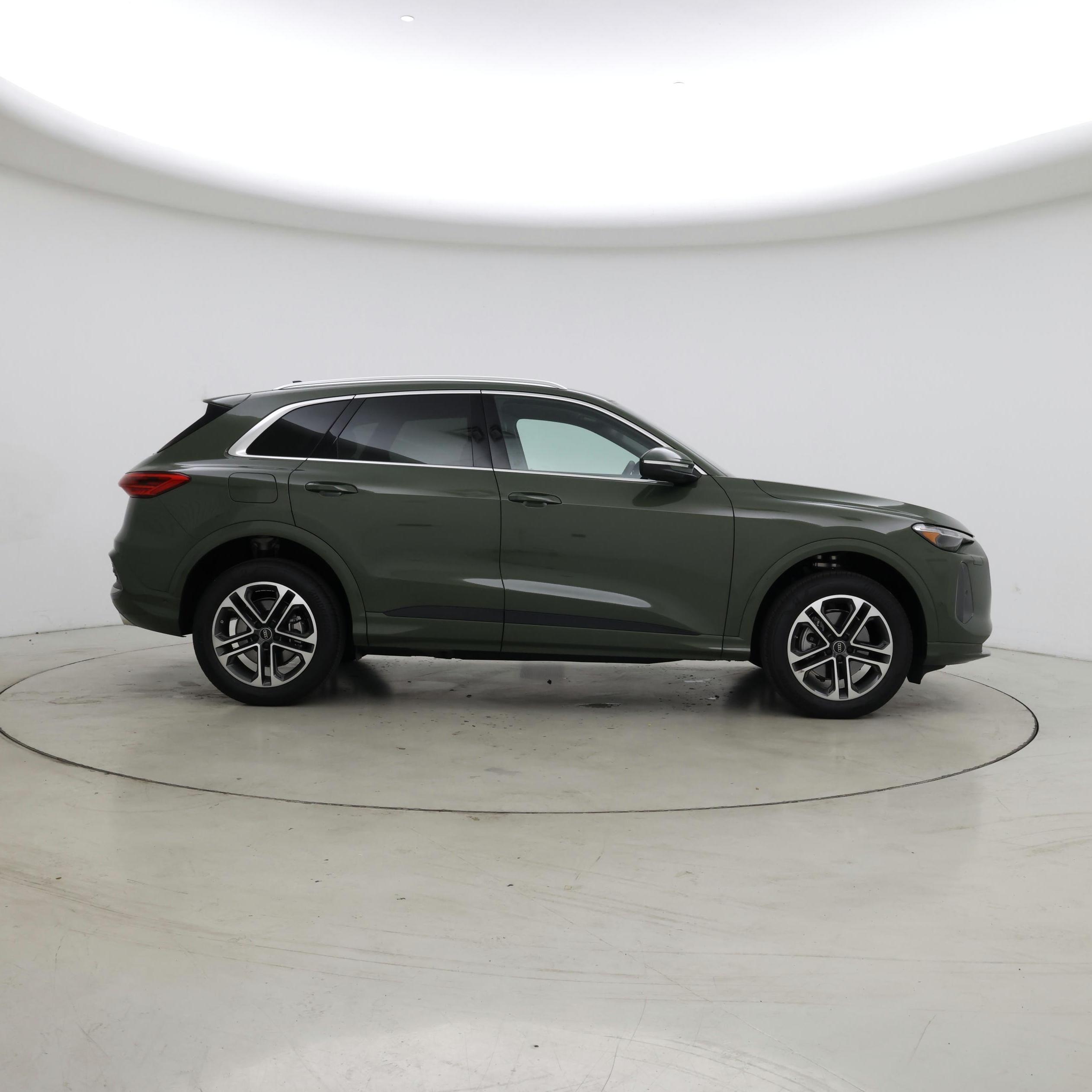 Thumbnail: 2025 Audi Q5 - 7