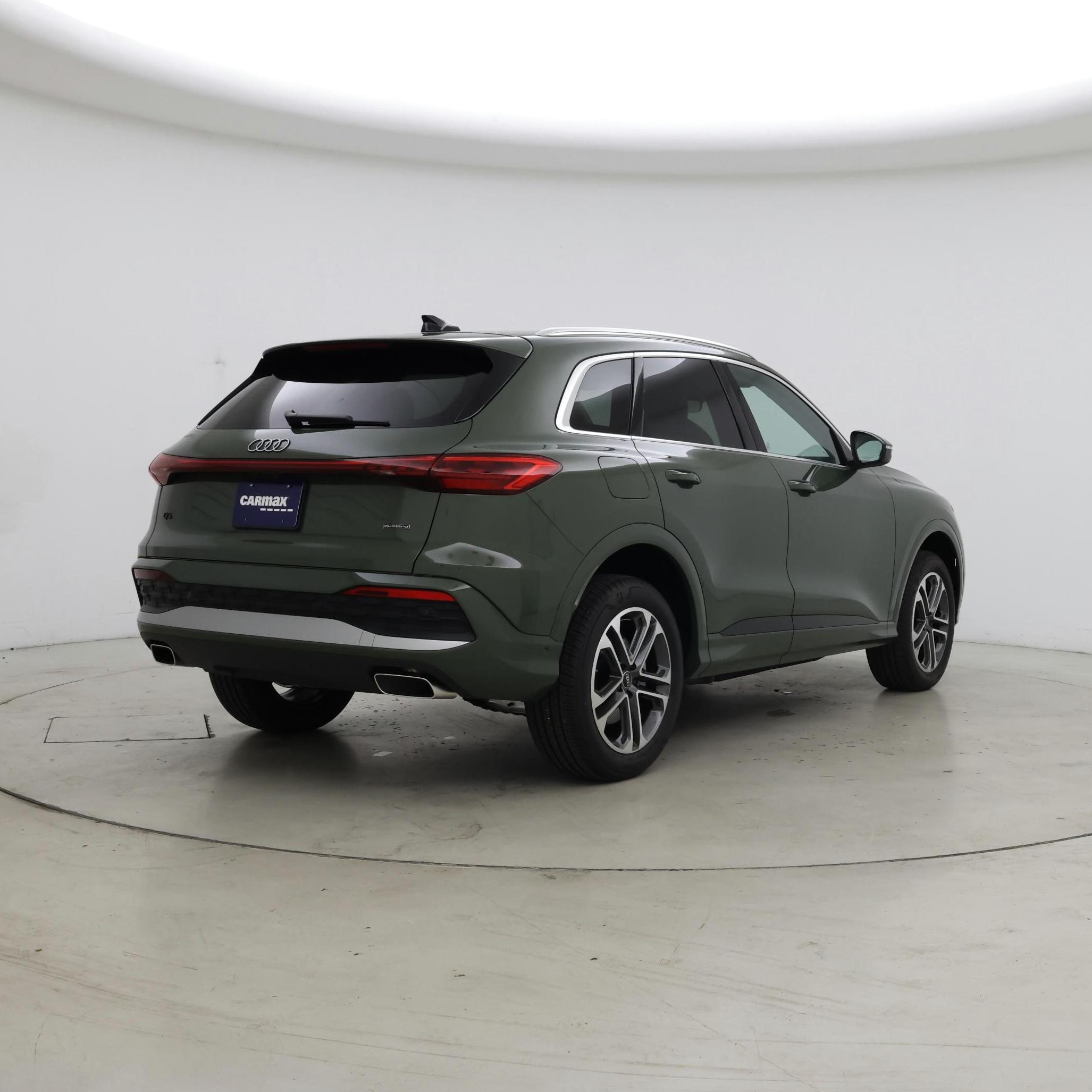 Thumbnail: 2025 Audi Q5 - 8