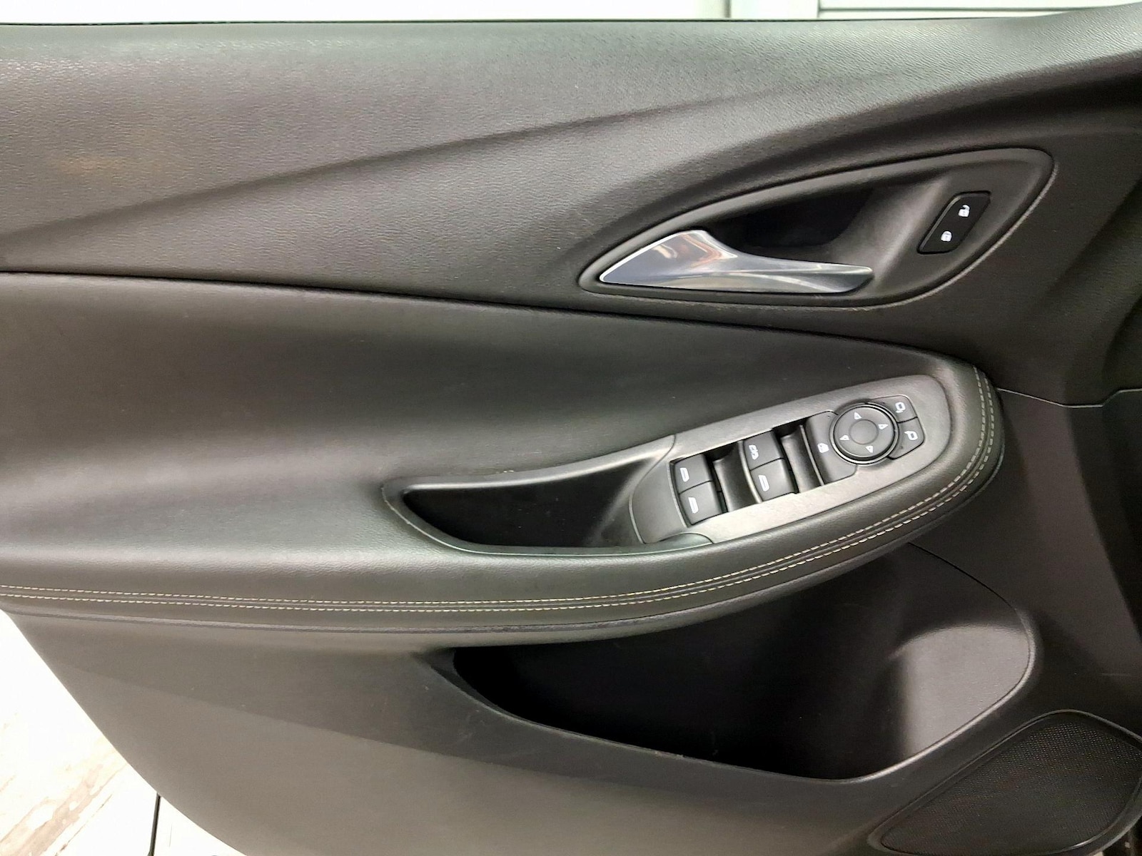2025 Buick Encore GX Preferred - Photo 13
