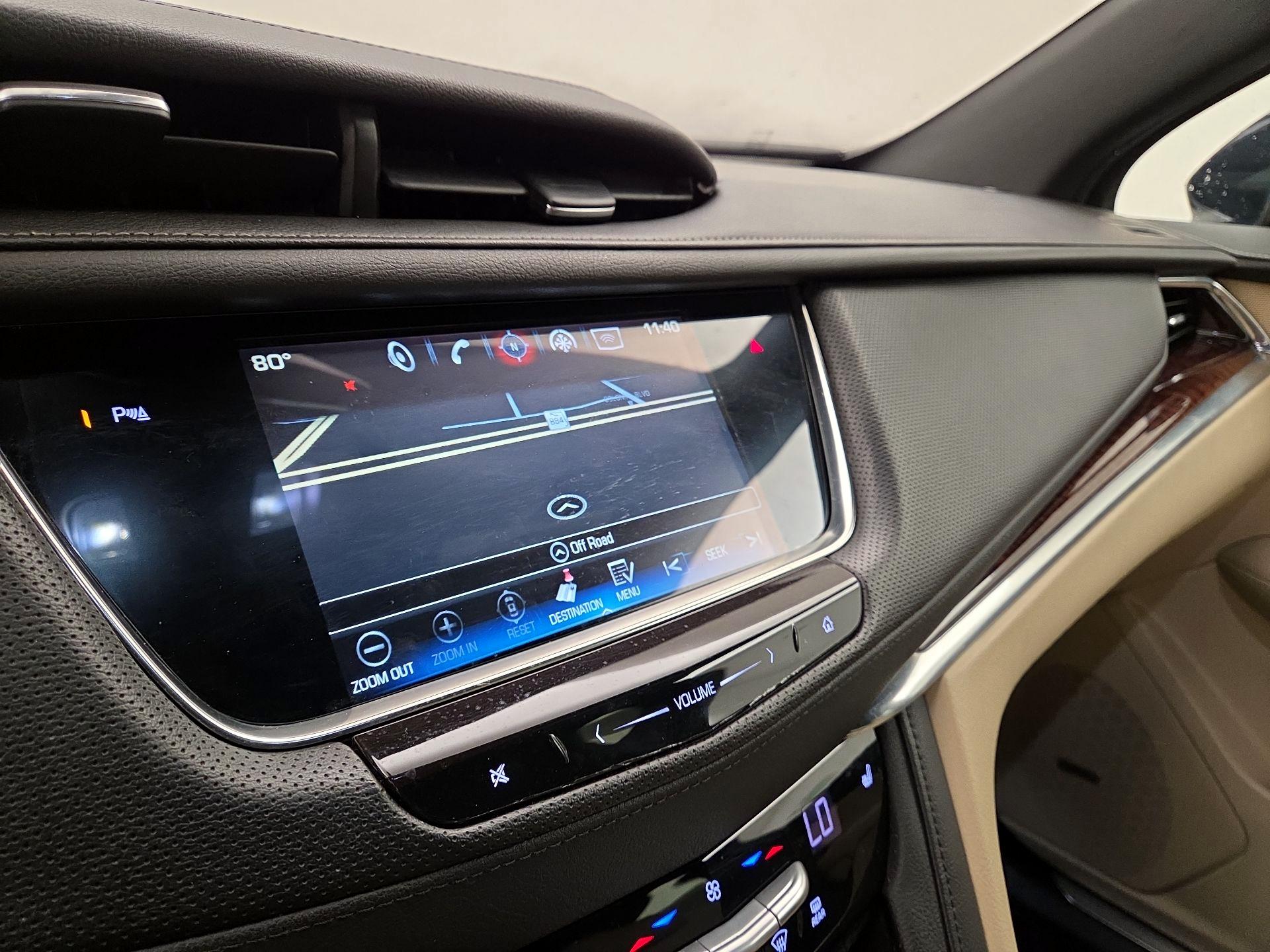 Thumbnail: 2017 Cadillac XT5 - 13