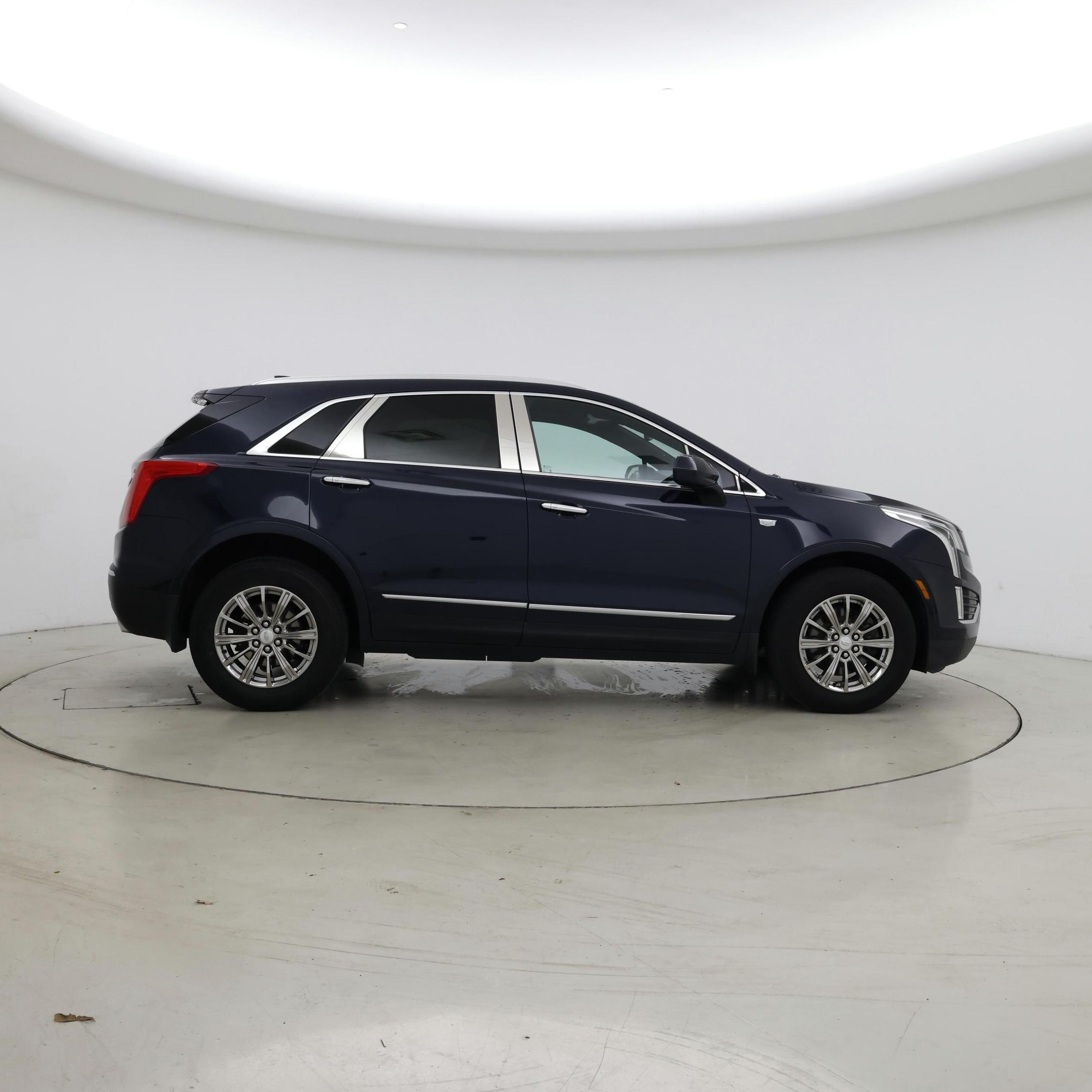 Thumbnail: 2017 Cadillac XT5 - 7
