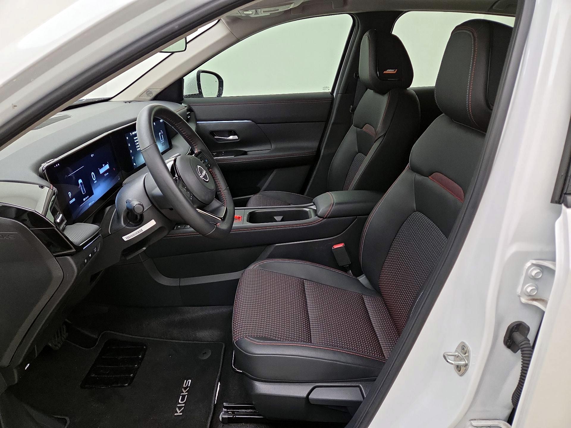 Thumbnail: 2025 Nissan Kicks - 11