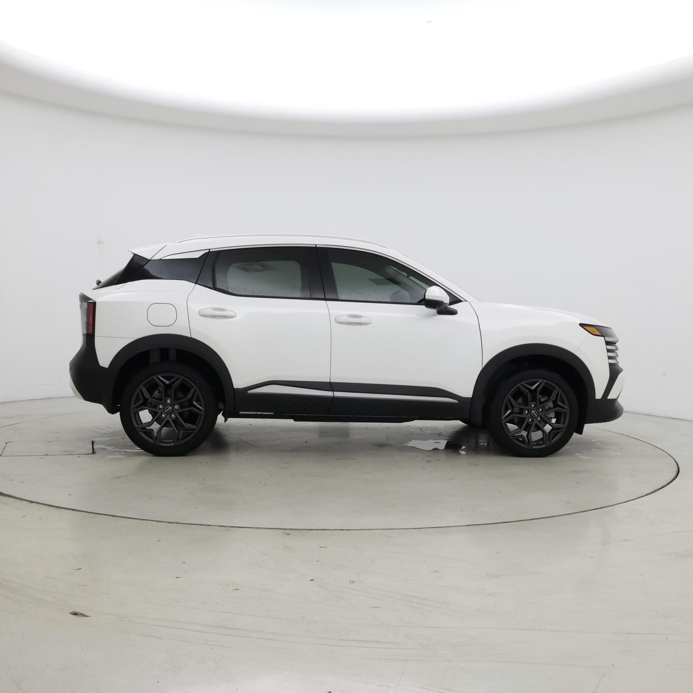 Thumbnail: 2025 Nissan Kicks - 7