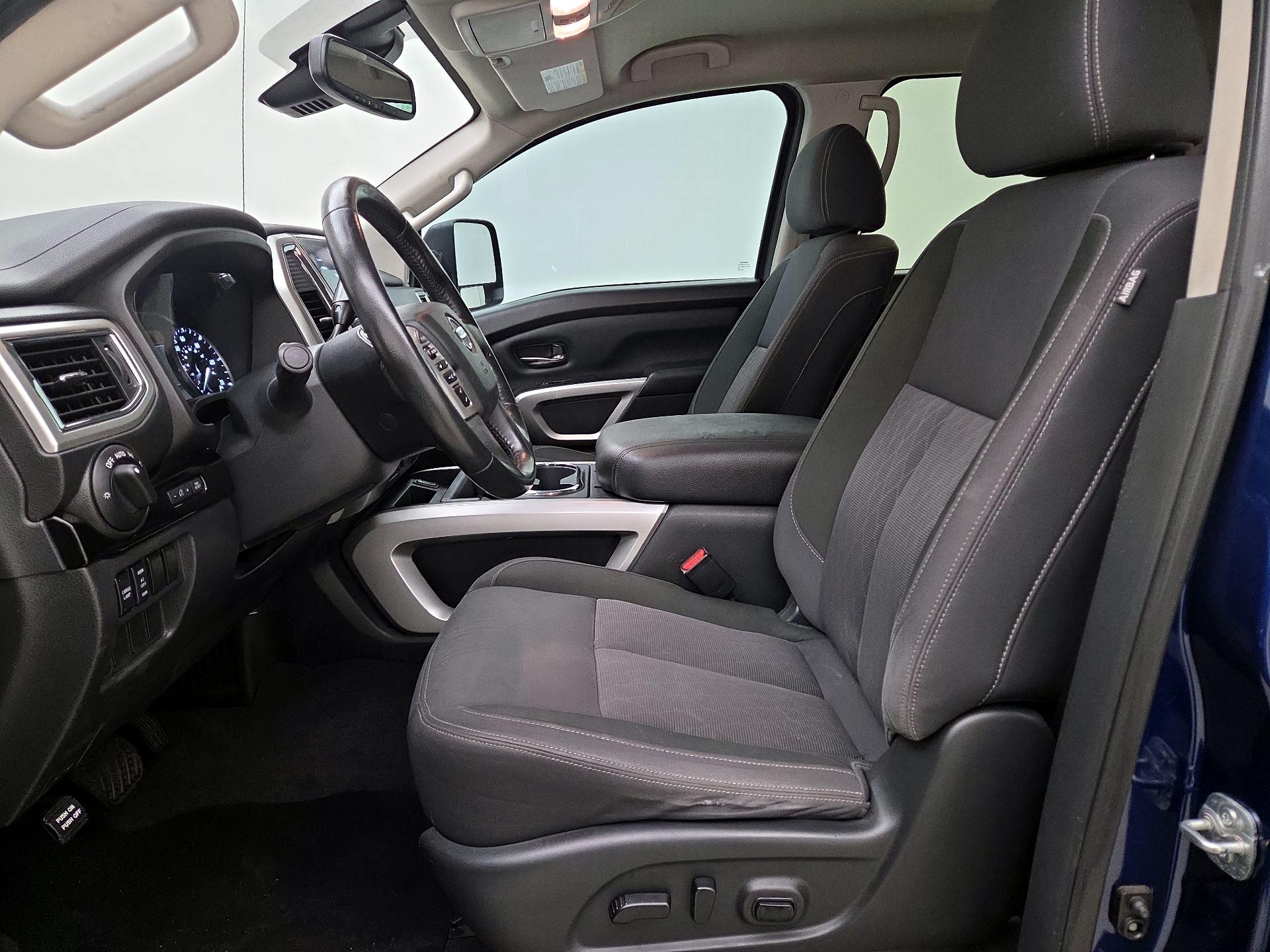 Thumbnail: 2021 Nissan Titan - 11
