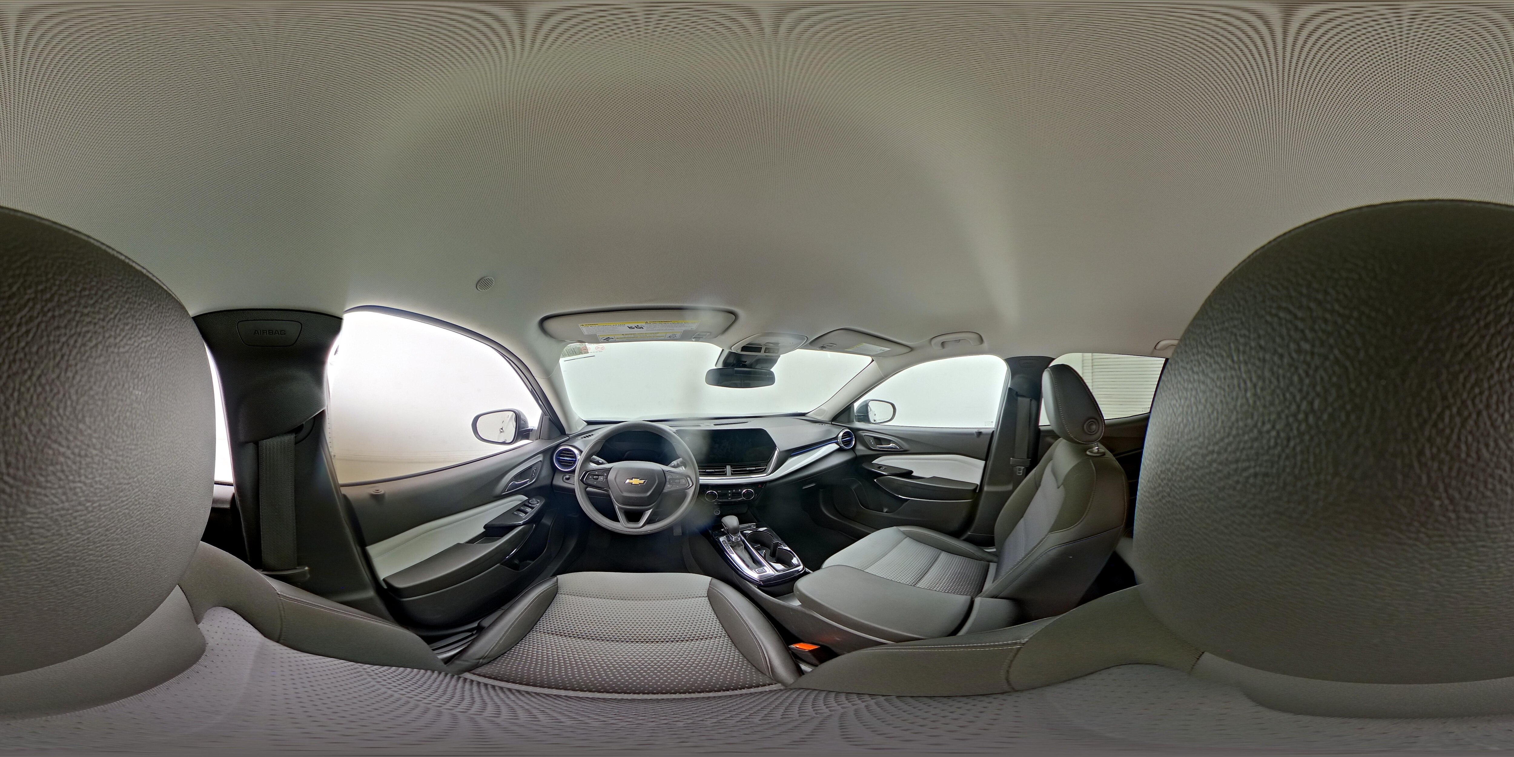 2025 Chevrolet Trax LT - Photo 22