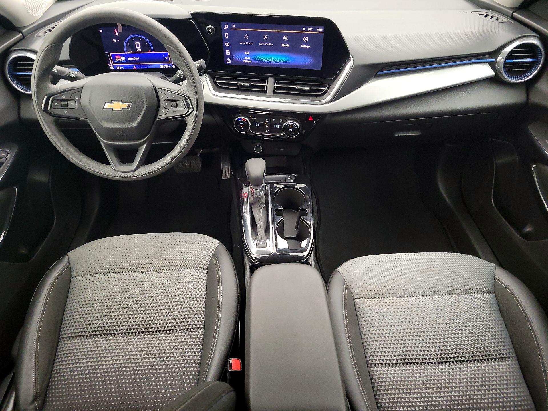 Thumbnail: 2025 Chevrolet Trax - 9