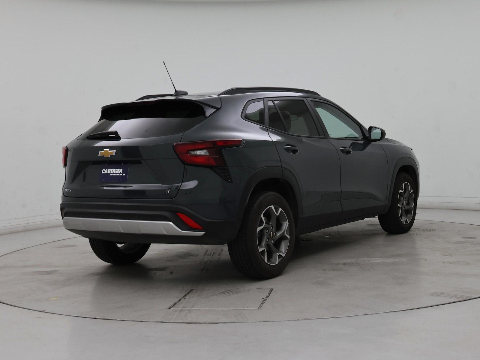 2025 Chevrolet Trax LT - Photo 9
