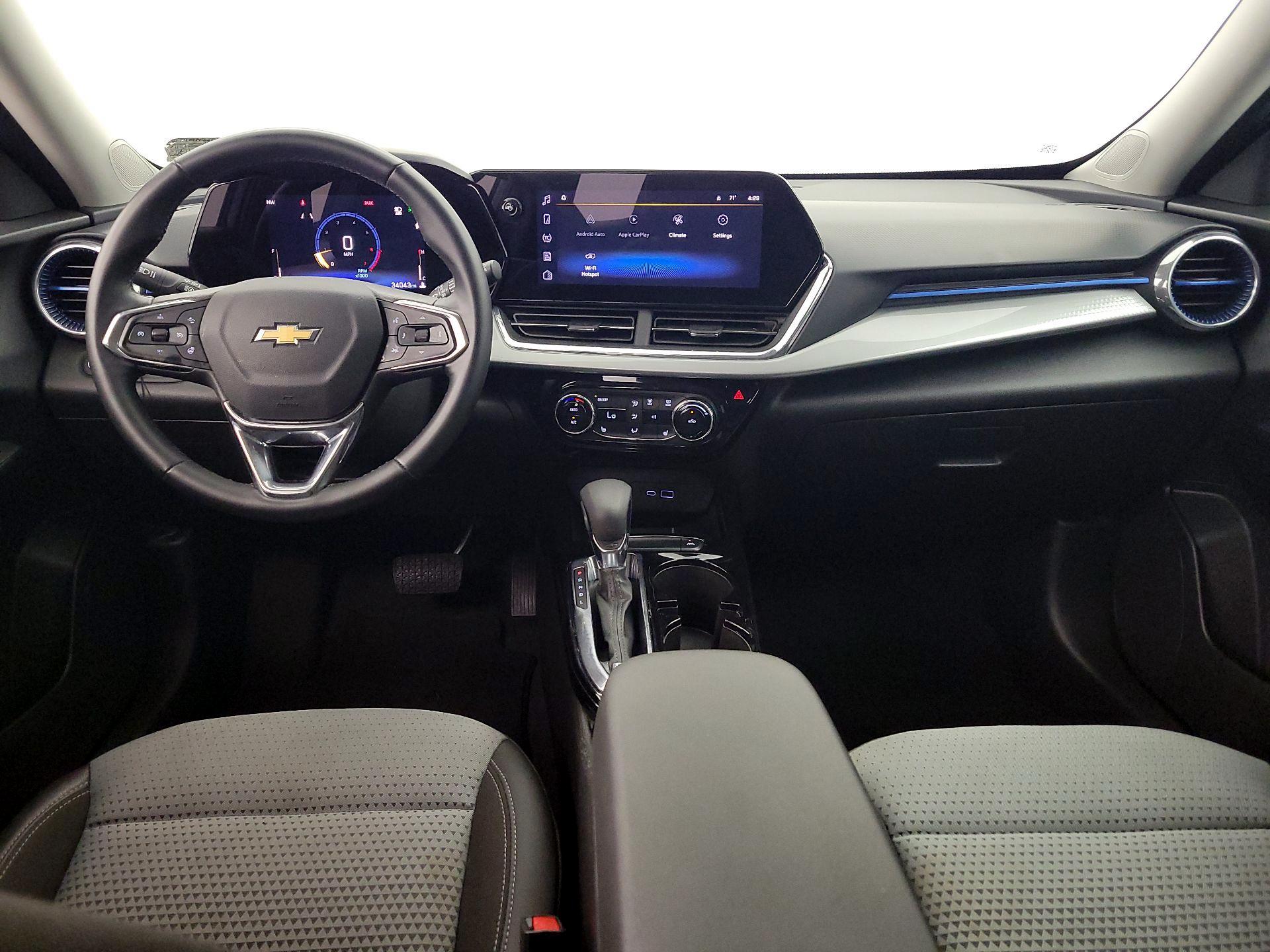 Thumbnail: 2025 Chevrolet Trax - 9