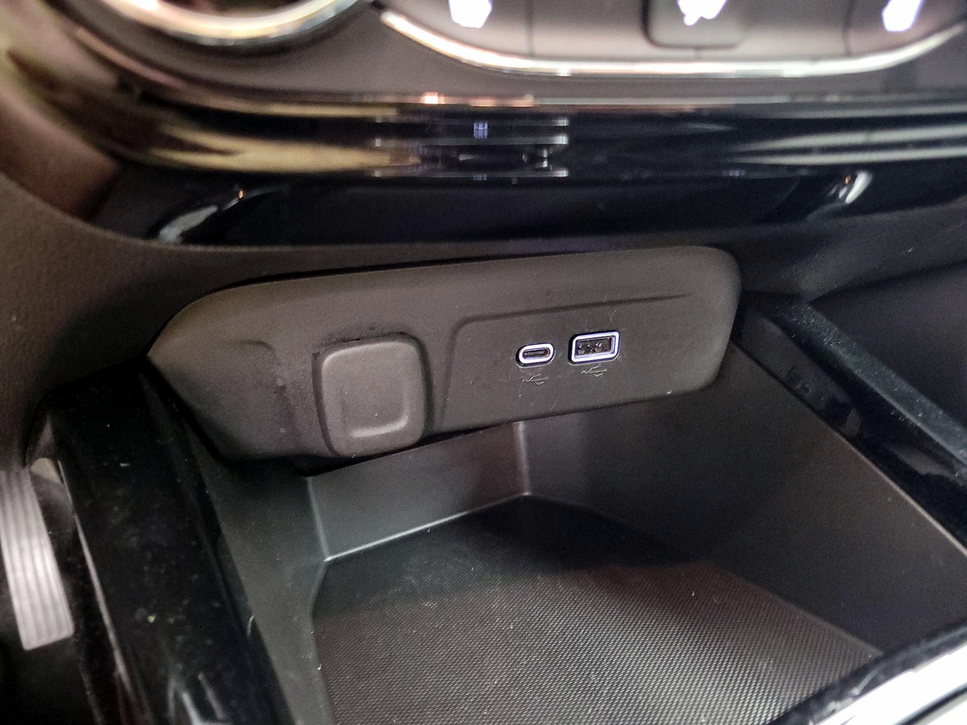 Thumbnail: 2025 Chevrolet Trax - 19