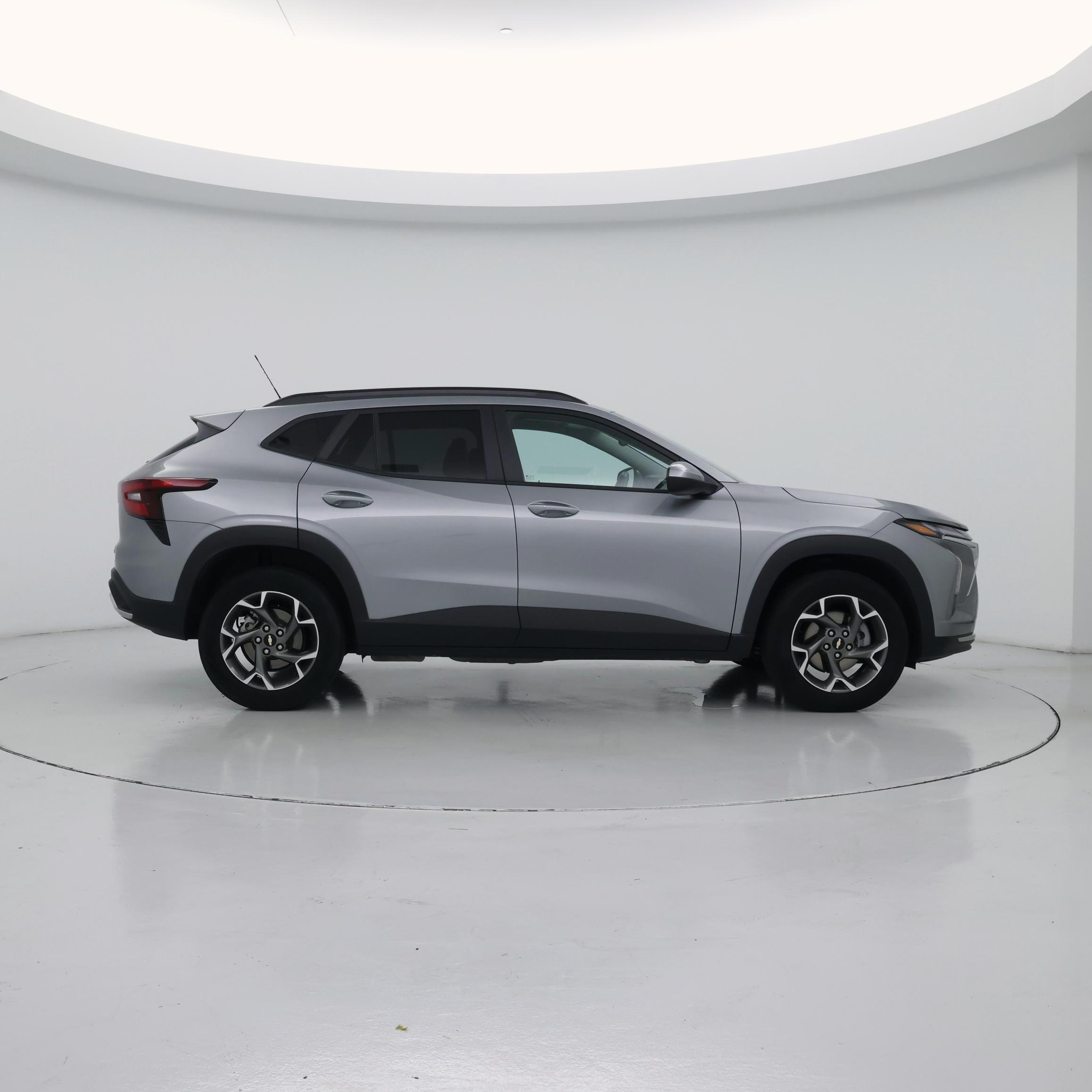 Thumbnail: 2025 Chevrolet Trax - 7