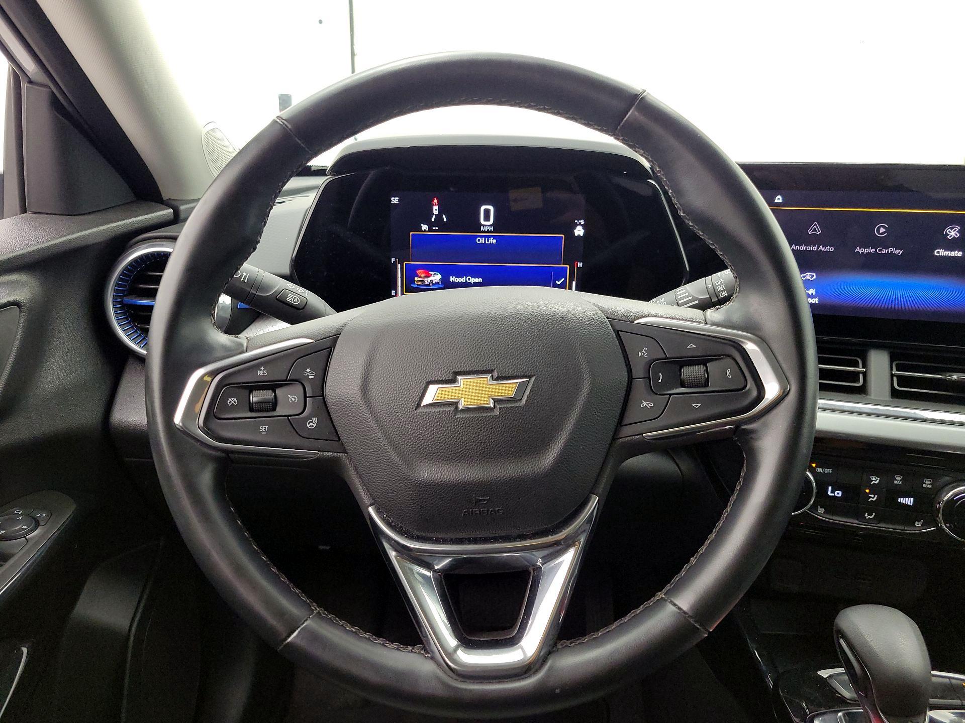 Thumbnail: 2025 Chevrolet Trax - 10