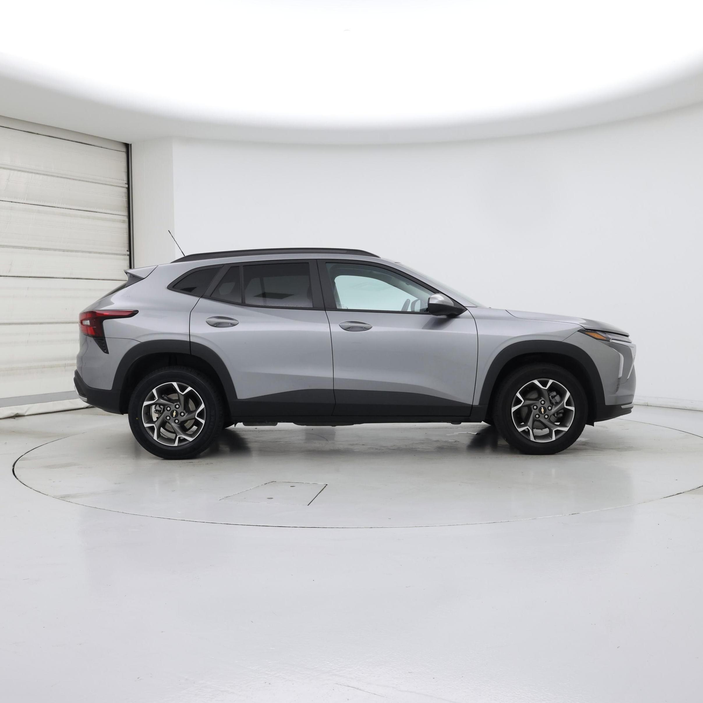 Thumbnail: 2025 Chevrolet Trax - 7