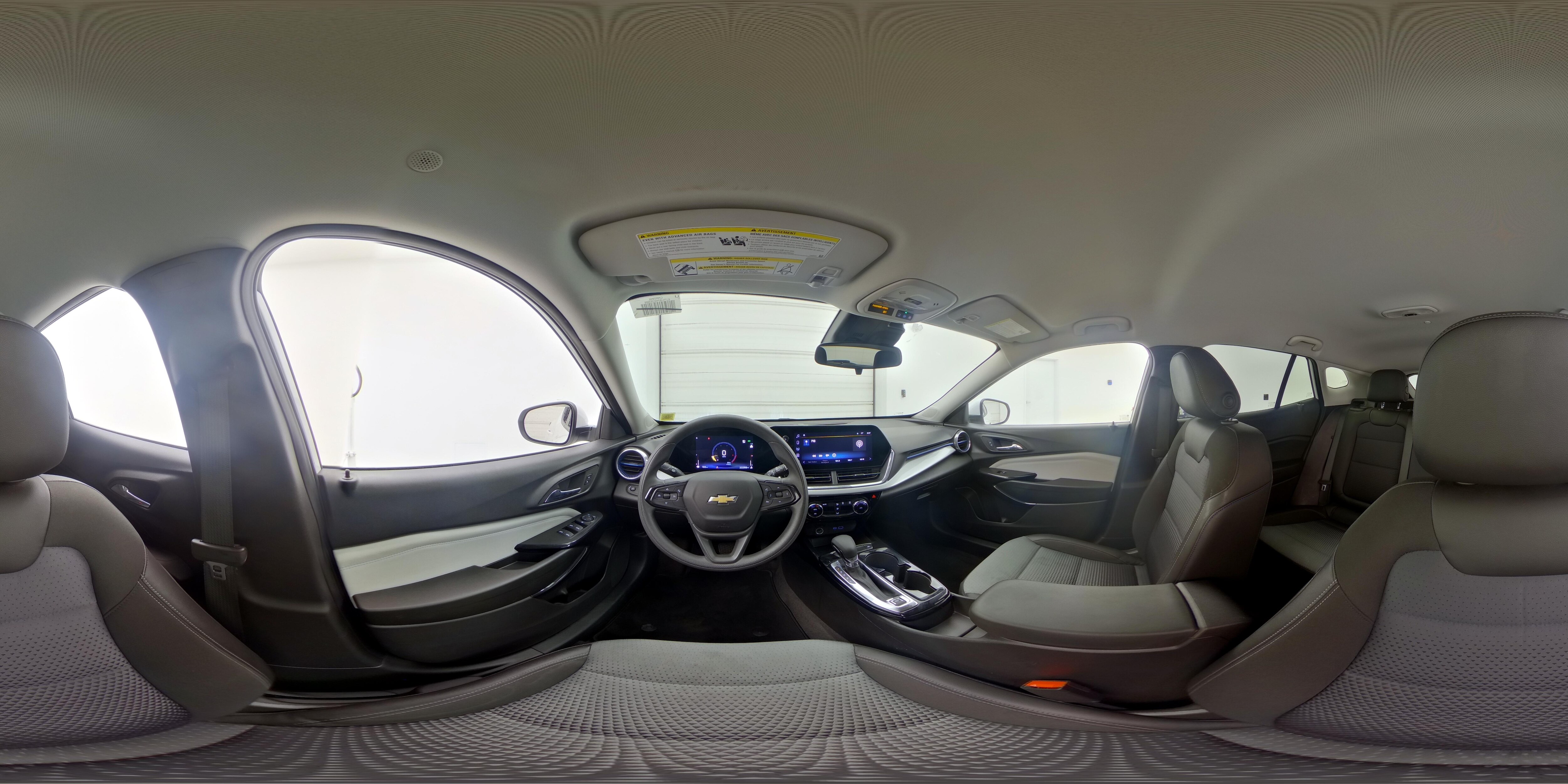 2025 Chevrolet Trax LT - Photo 24