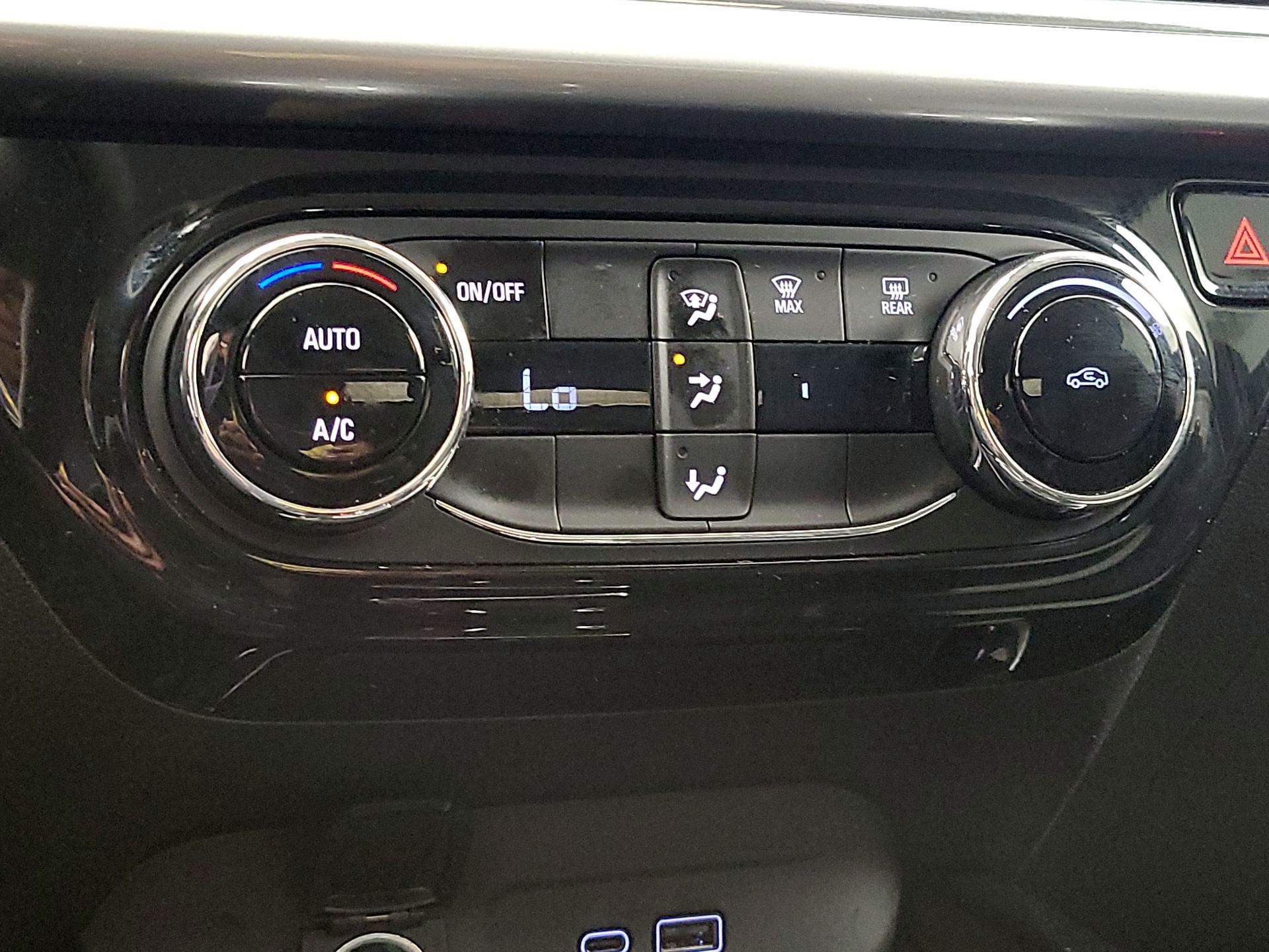 Thumbnail: 2025 Chevrolet Trax - 14