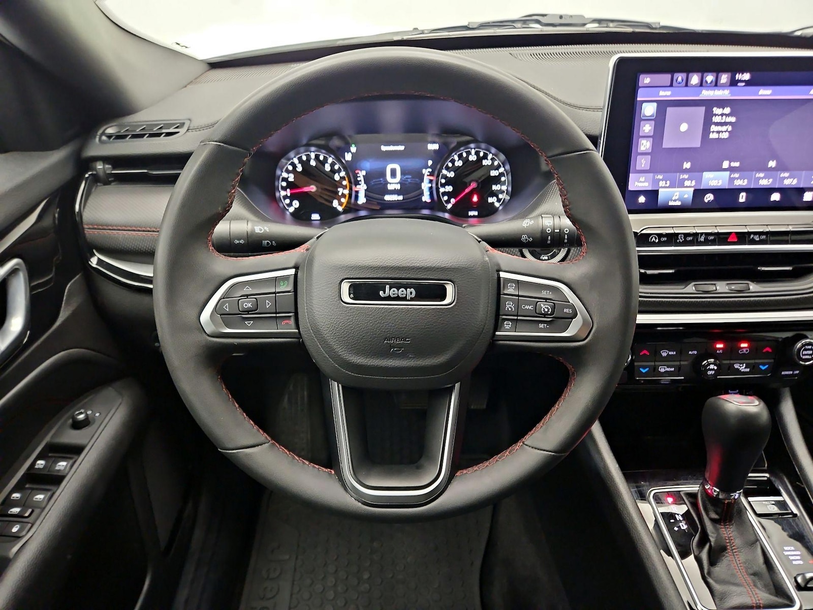 2025 Jeep Compass Trailhawk - Photo 11
