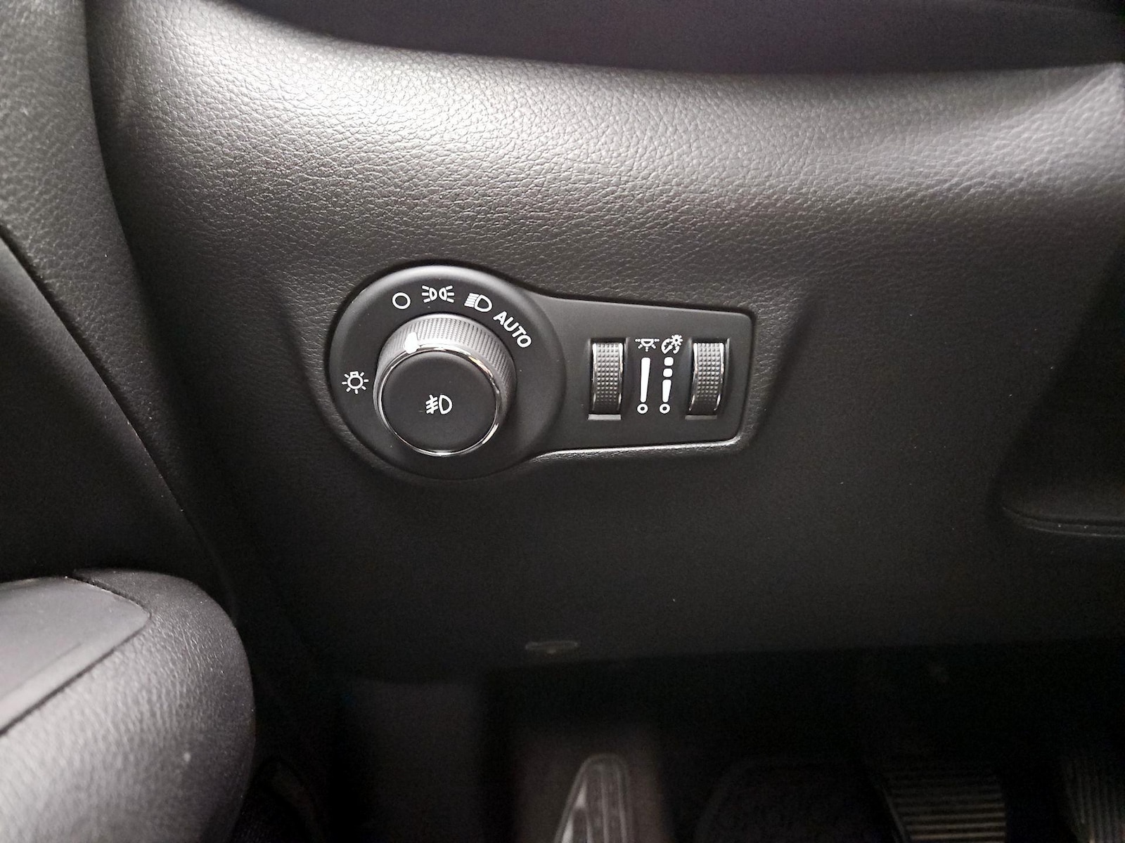 2025 Jeep Compass Trailhawk - Photo 14