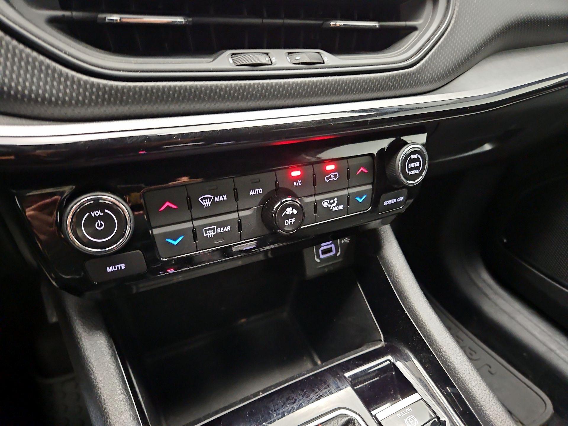 Thumbnail: 2025 Jeep Compass - 16