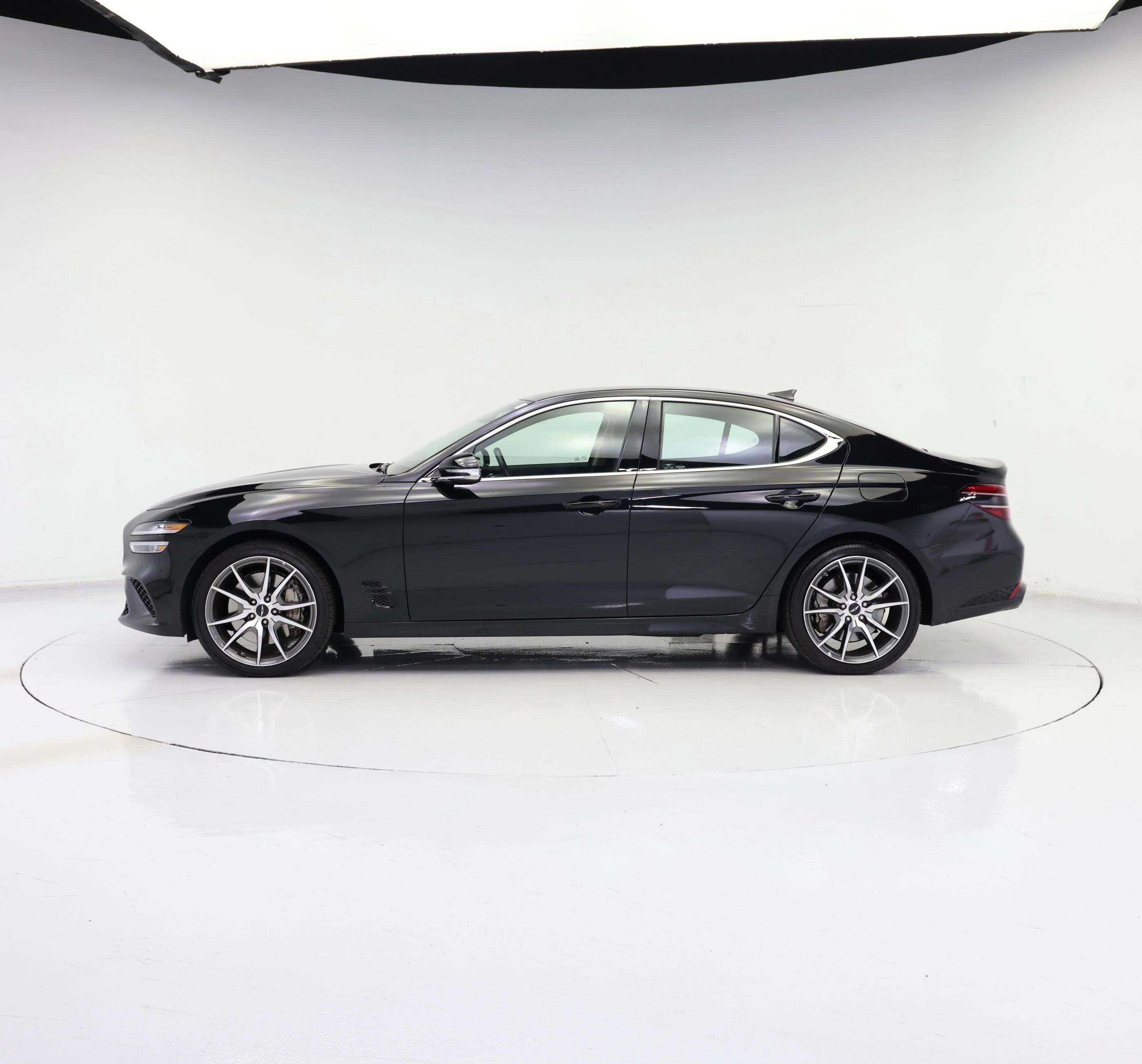 Thumbnail: 2026 Genesis G70 - 3
