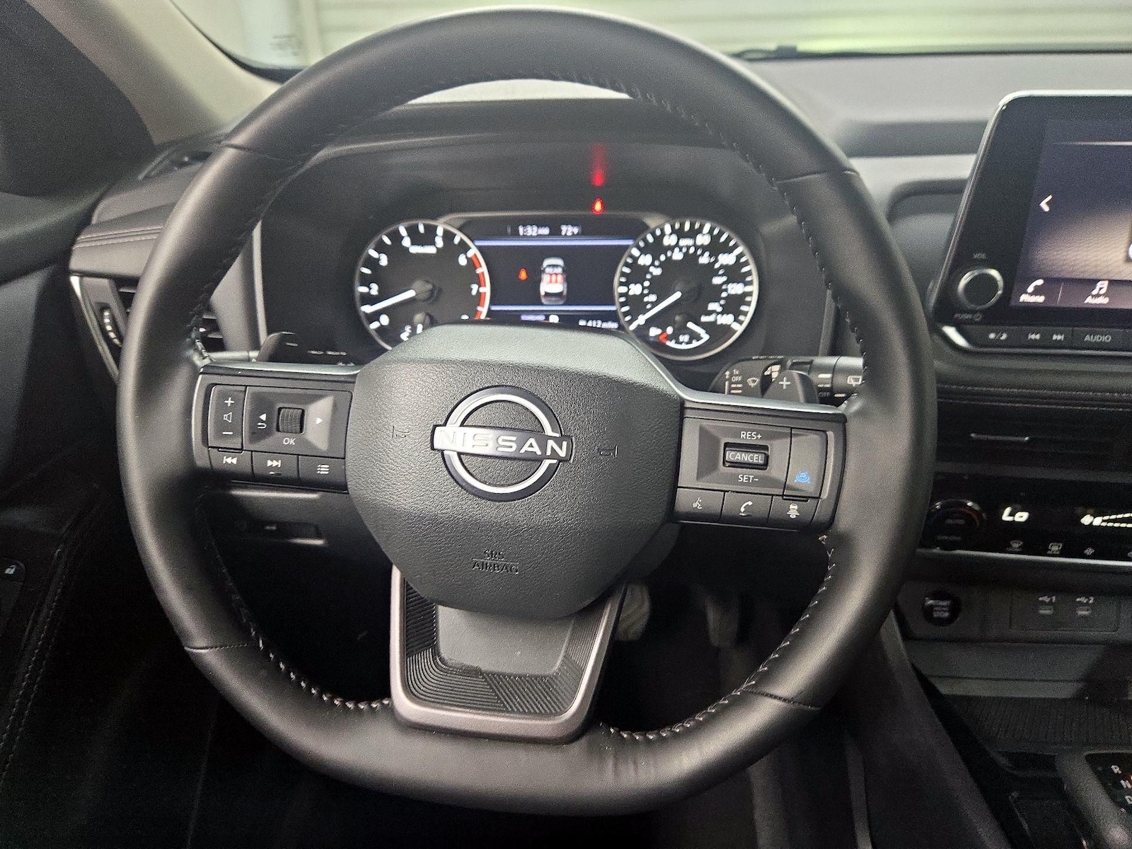 2025 Nissan Rogue SV - Photo 11