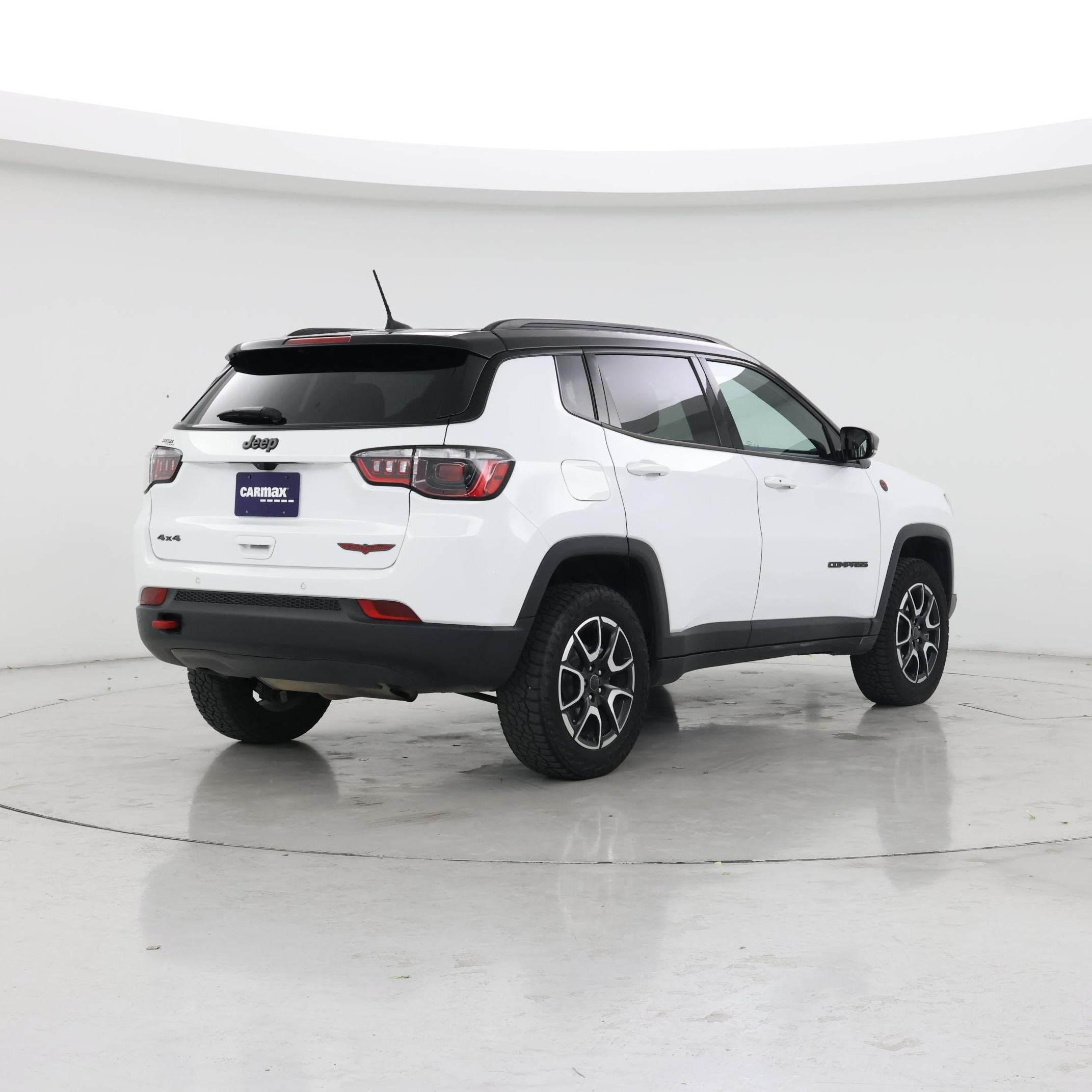 Thumbnail: 2025 Jeep Compass - 8