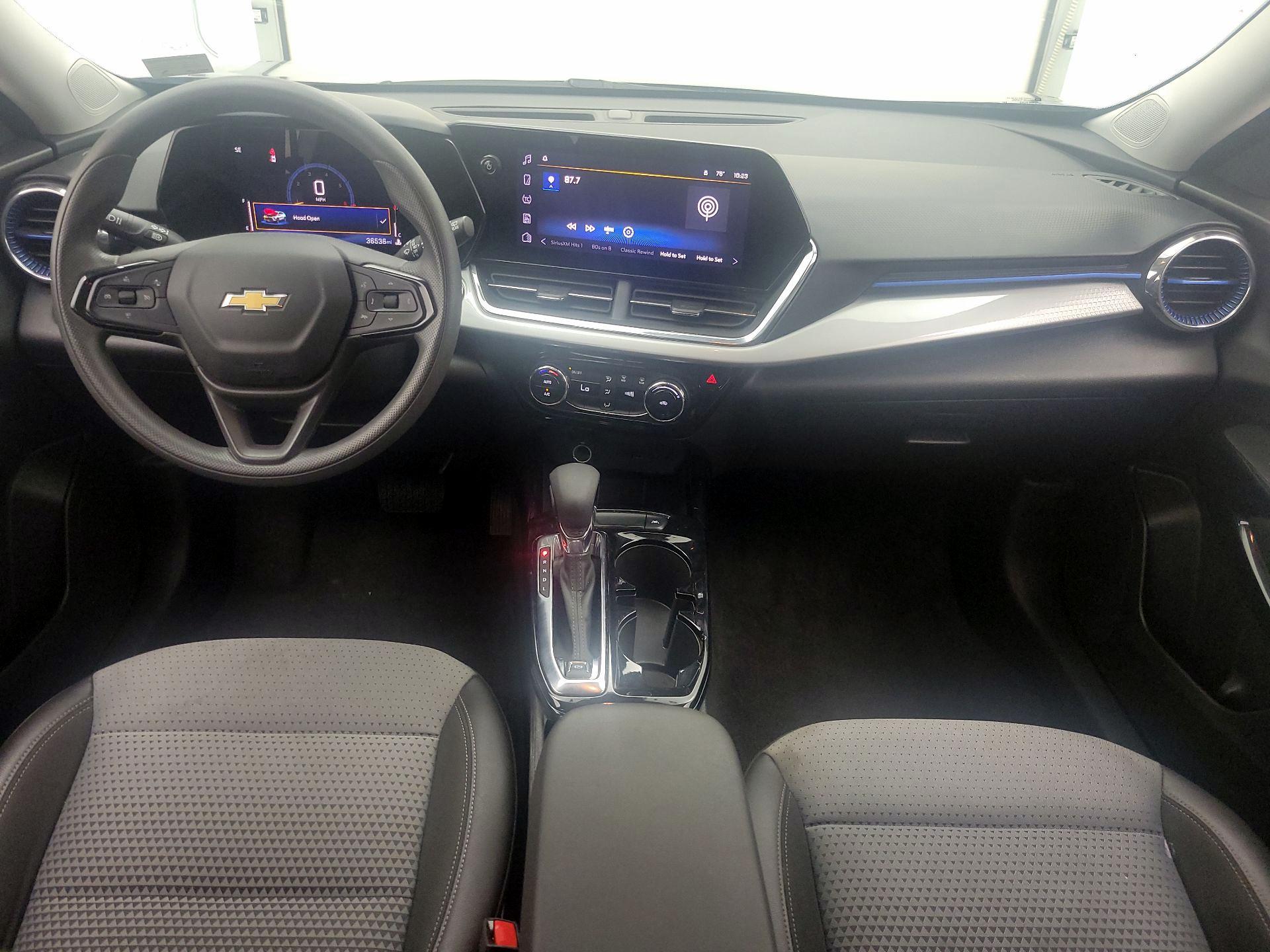 Thumbnail: 2025 Chevrolet Trax - 9