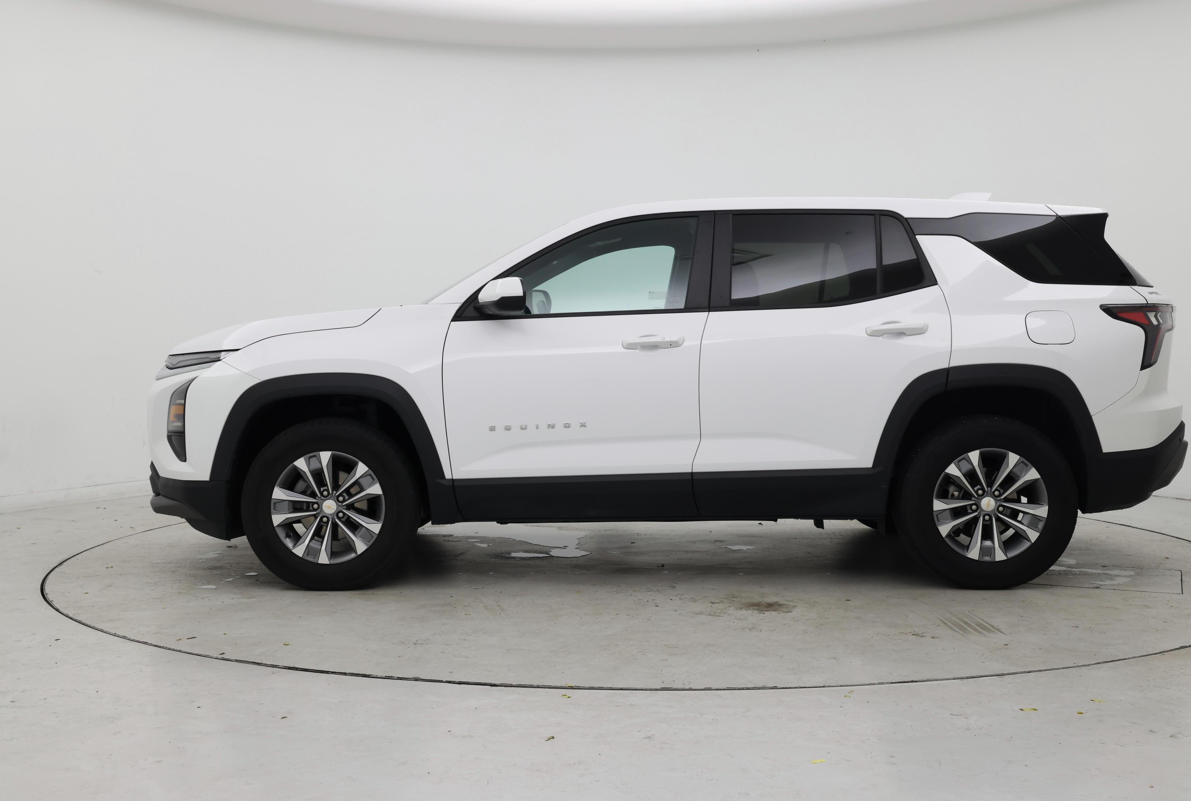 Thumbnail: 2025 Chevrolet Equinox - 3