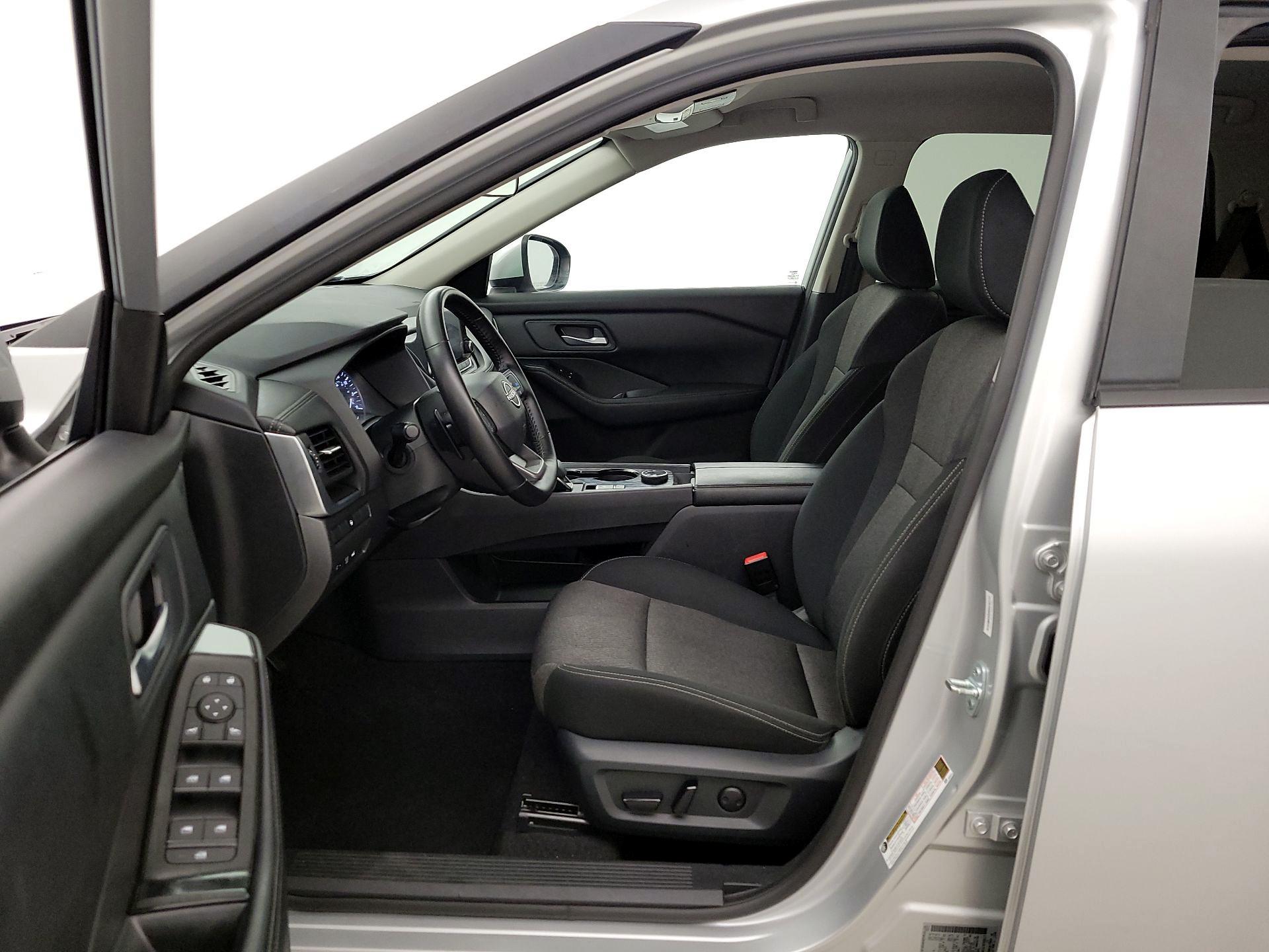 Thumbnail: 2025 Nissan Rogue - 11