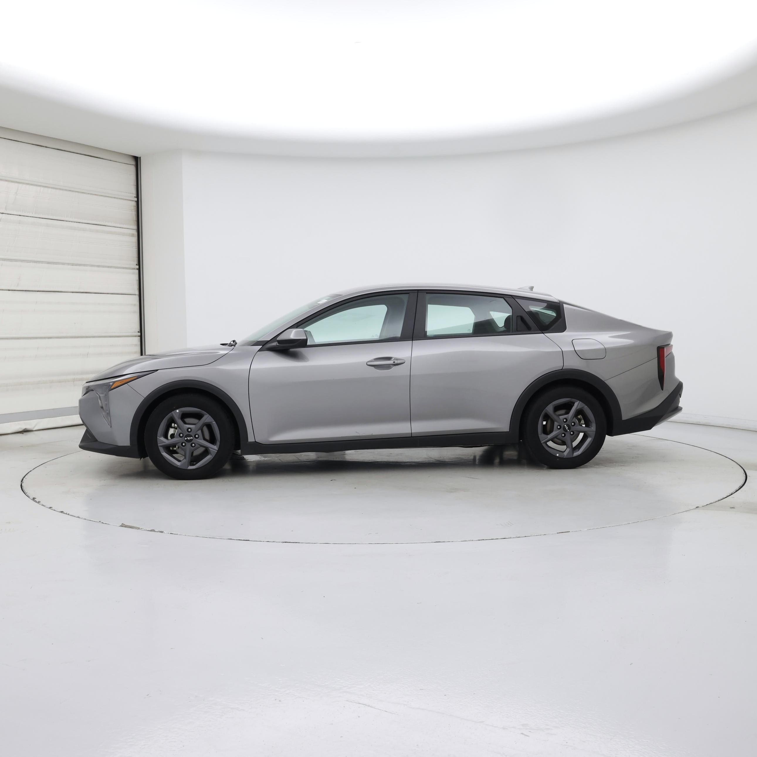 Thumbnail: 2025 Kia K4 - 3