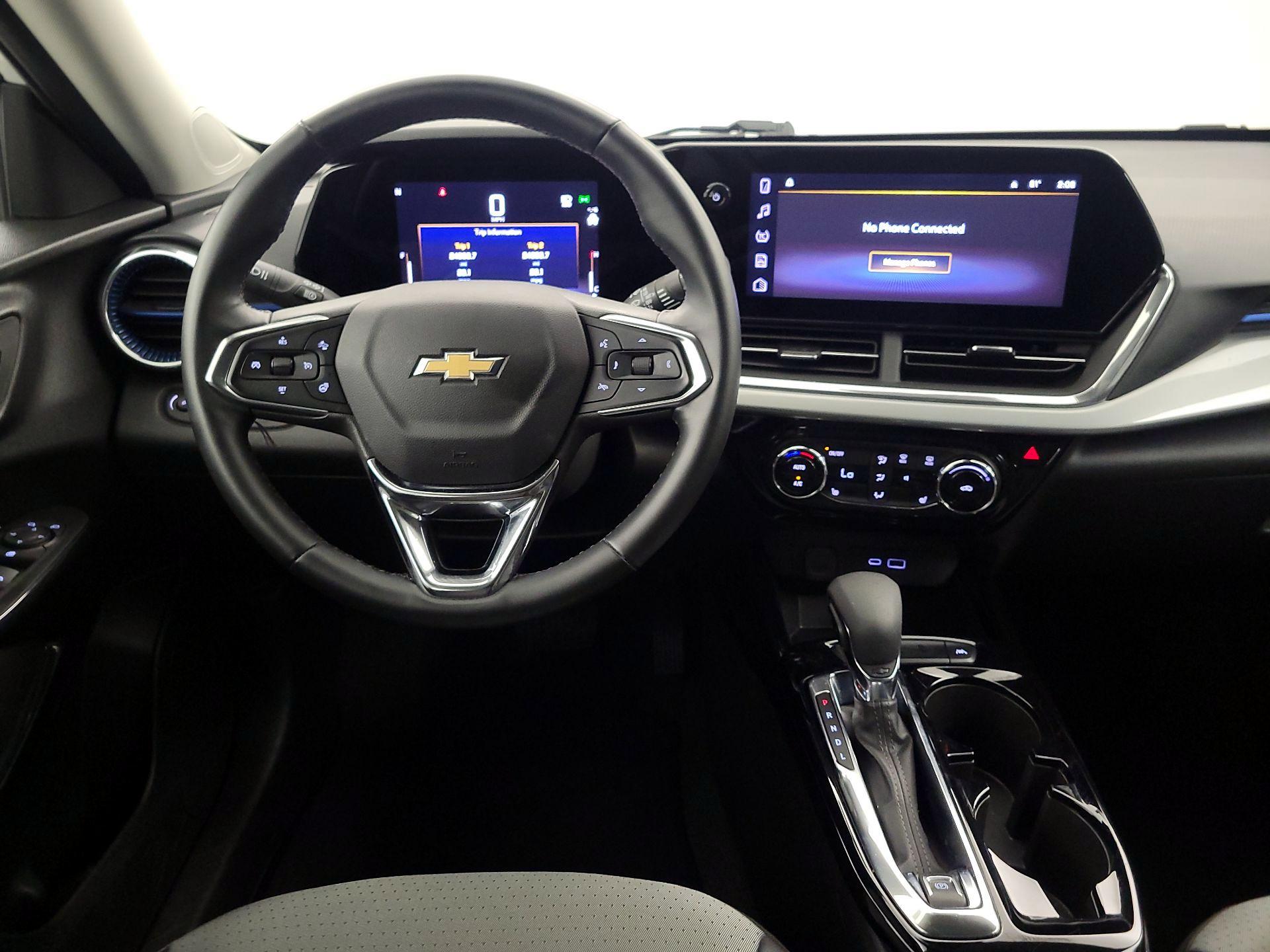 Thumbnail: 2025 Chevrolet Trax - 10