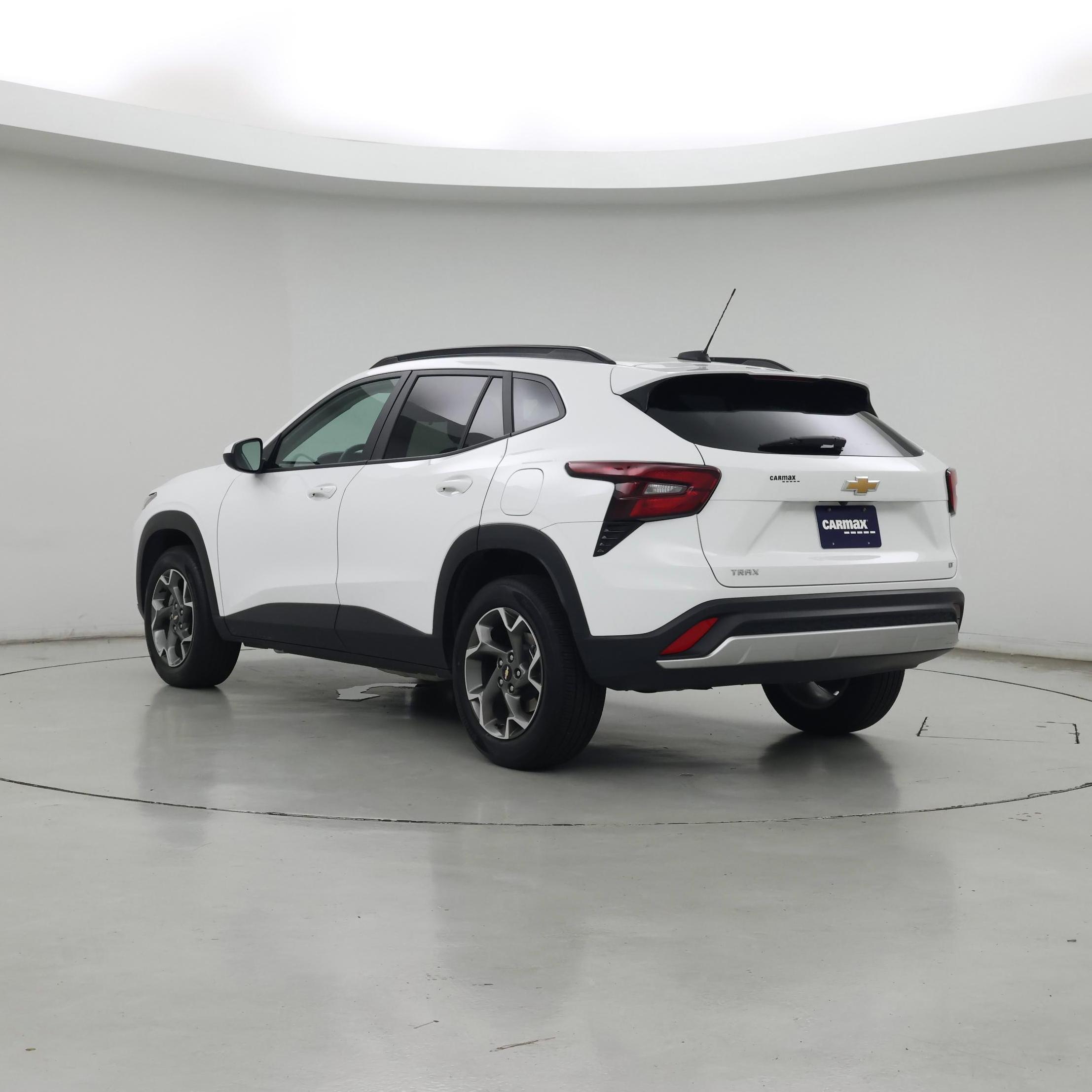 Thumbnail: 2025 Chevrolet Trax - 2