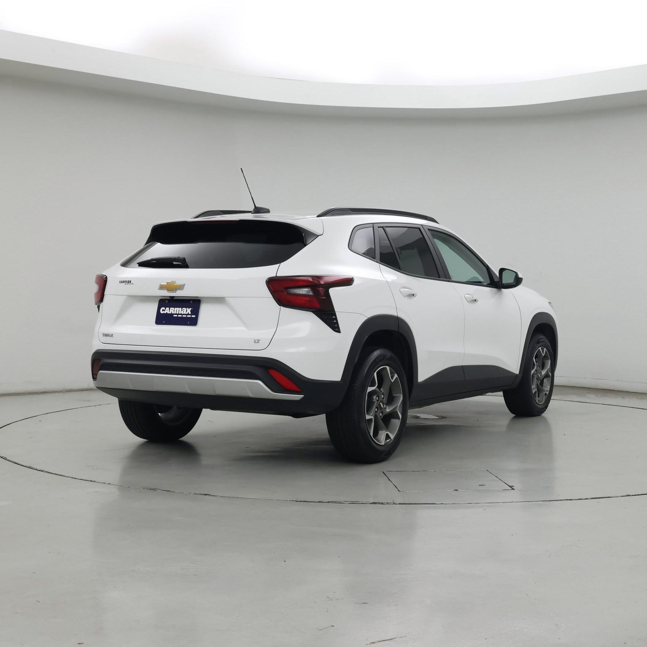 Thumbnail: 2025 Chevrolet Trax - 8