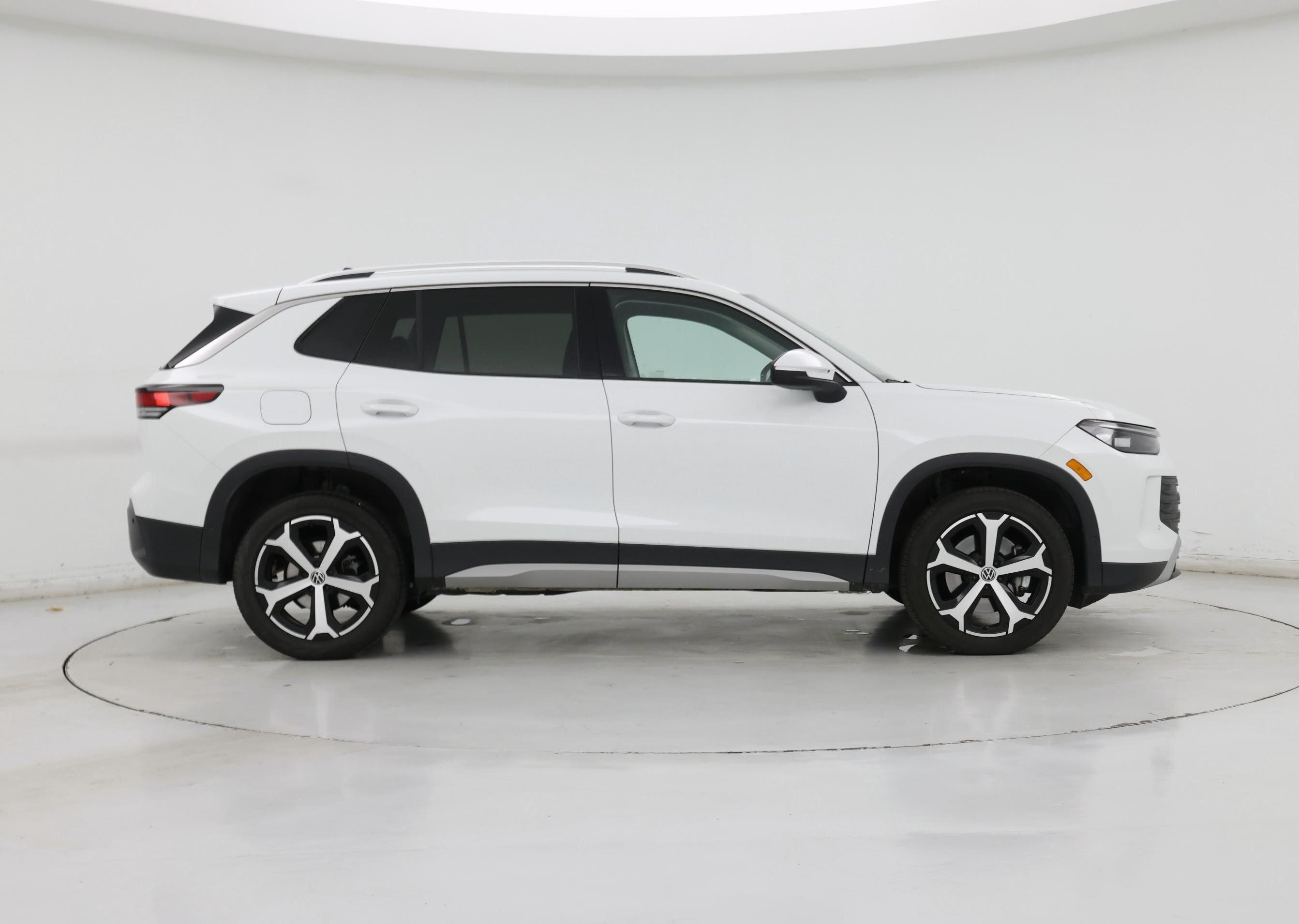 Thumbnail: 2026 Volkswagen Tiguan - 7