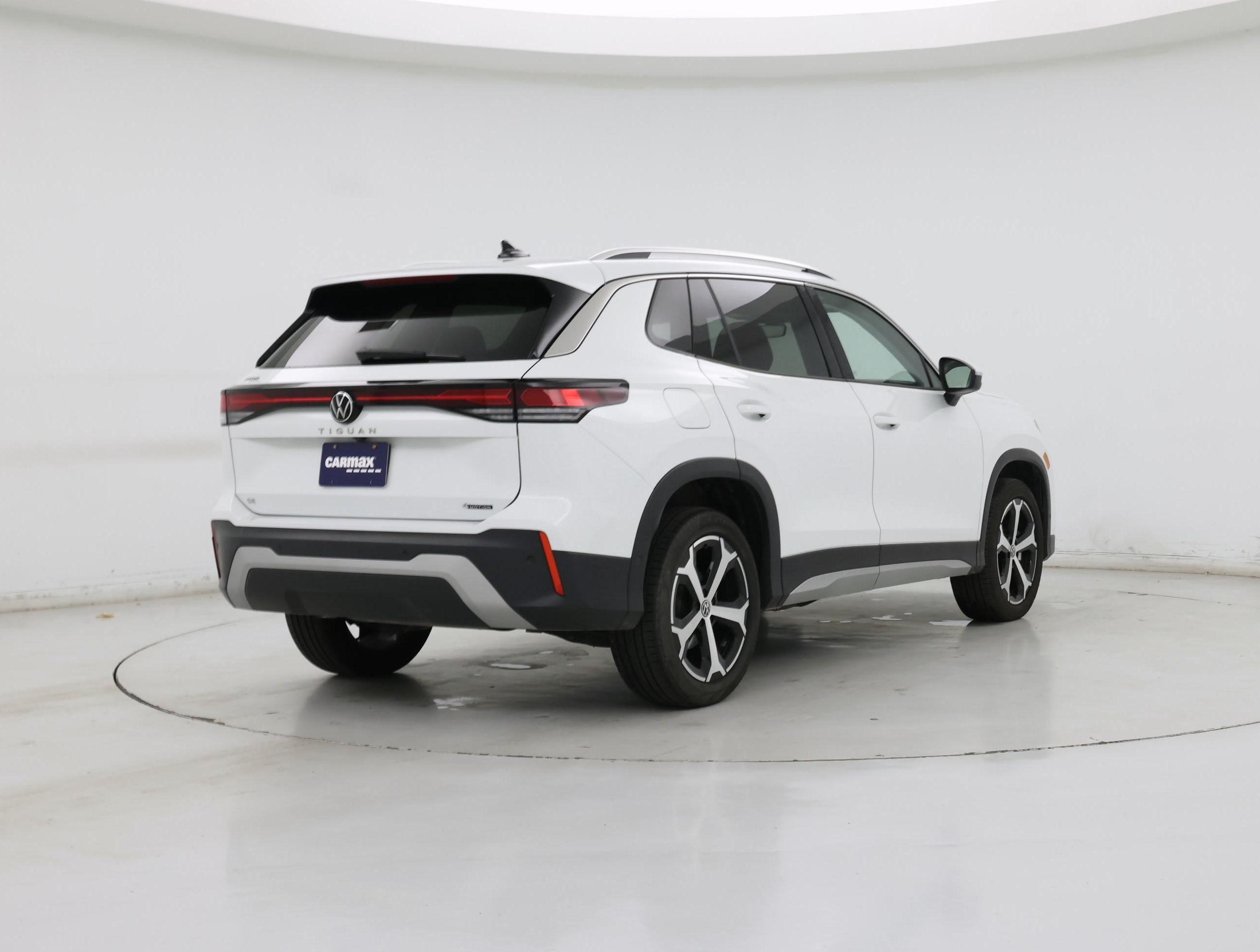 Thumbnail: 2026 Volkswagen Tiguan - 8