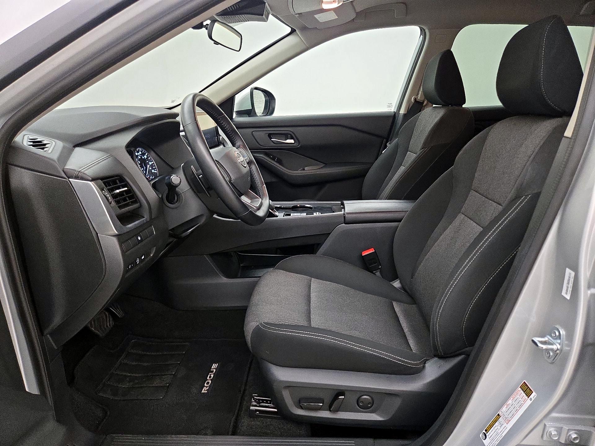Thumbnail: 2025 Nissan Rogue - 11