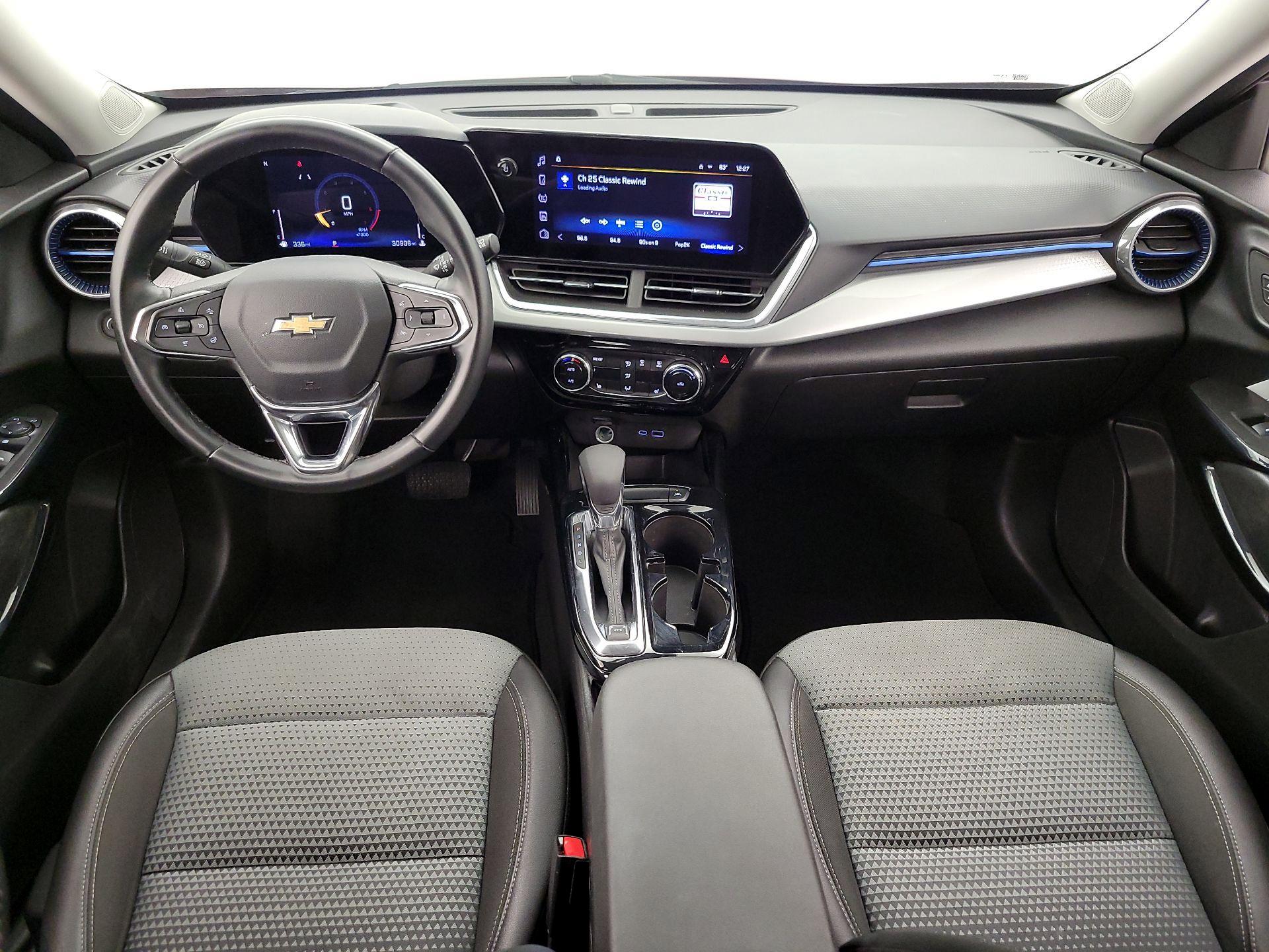 Thumbnail: 2025 Chevrolet Trax - 9