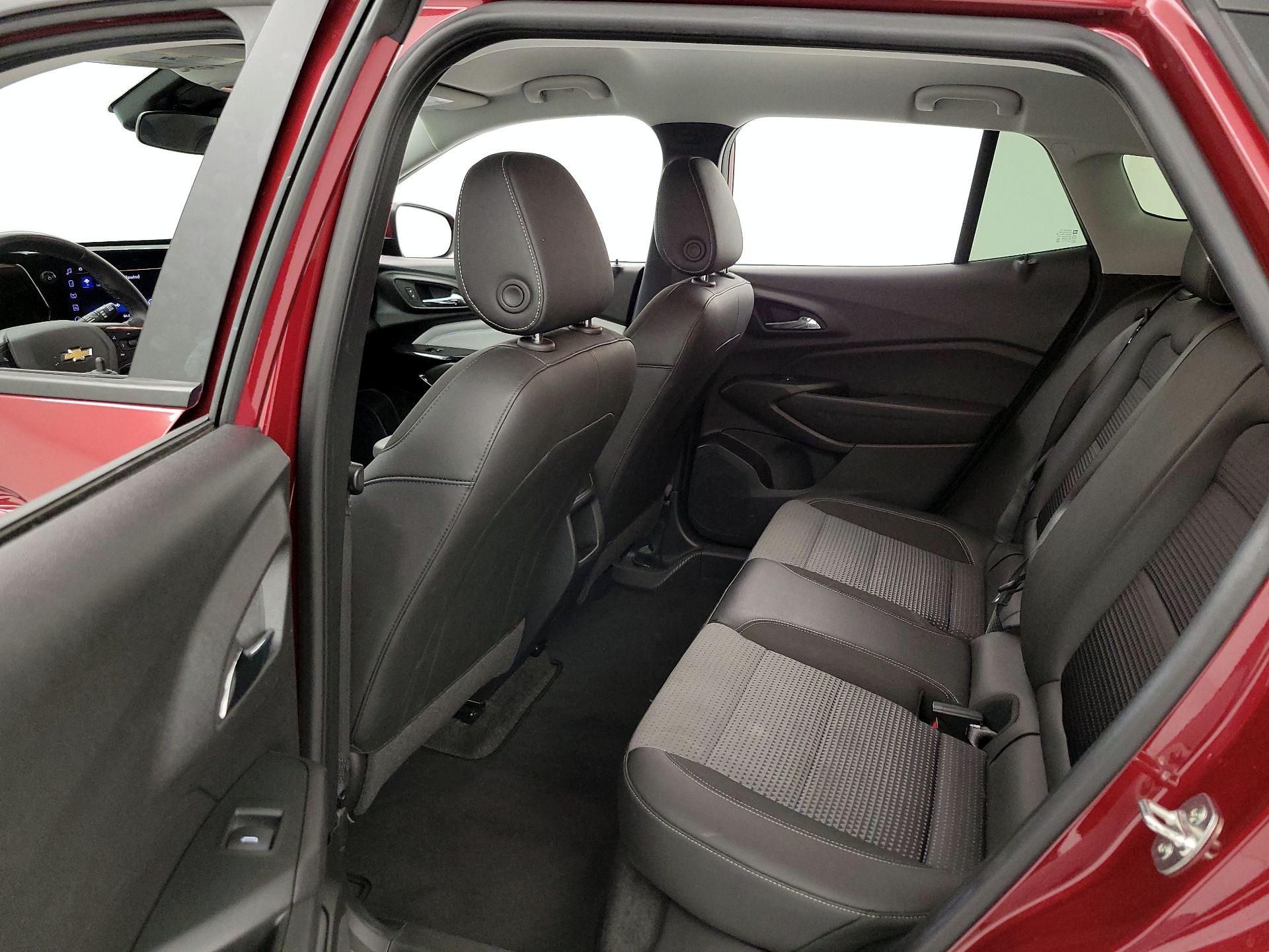 Thumbnail: 2025 Chevrolet Trax - 19