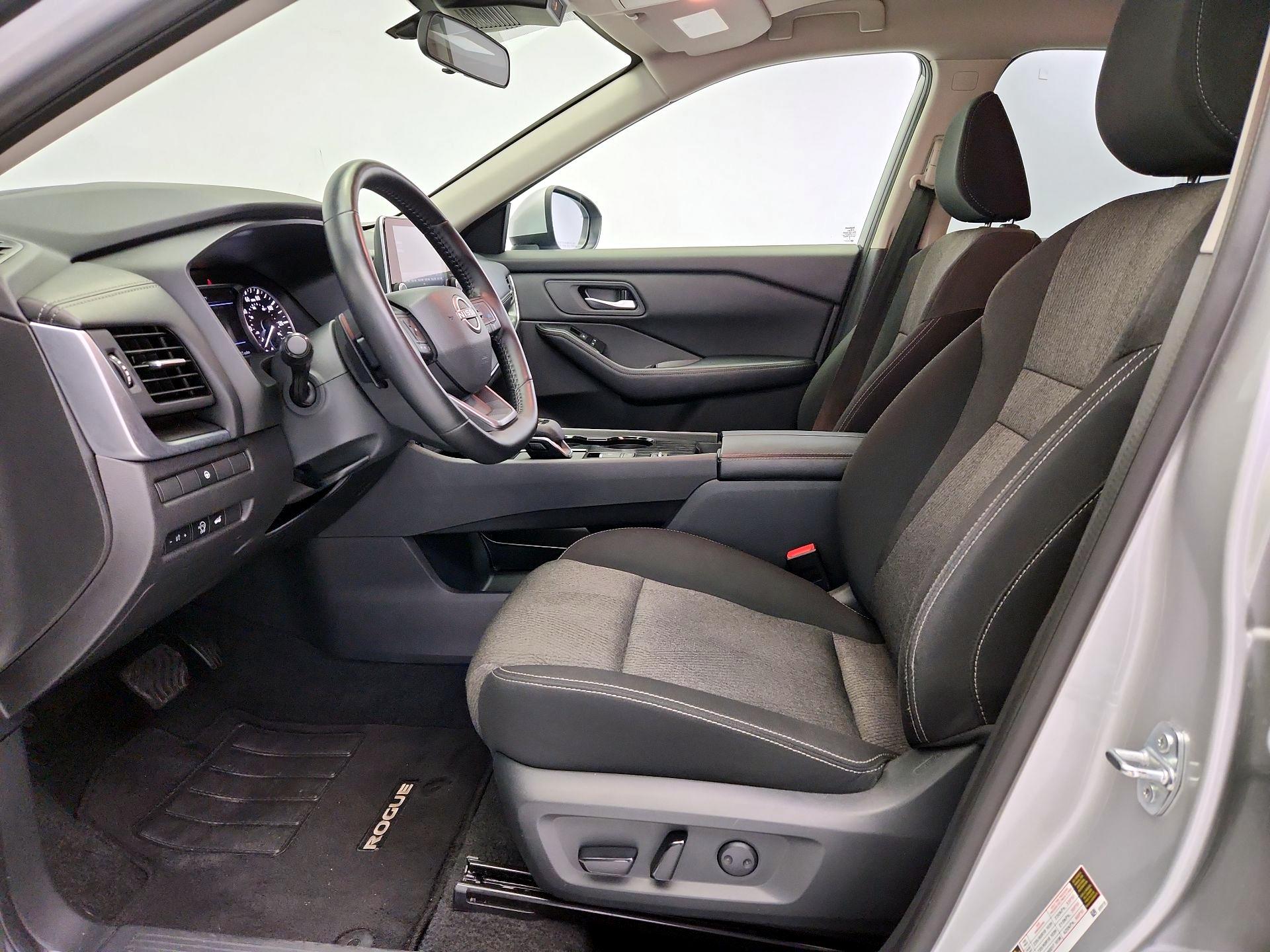 Thumbnail: 2025 Nissan Rogue - 11