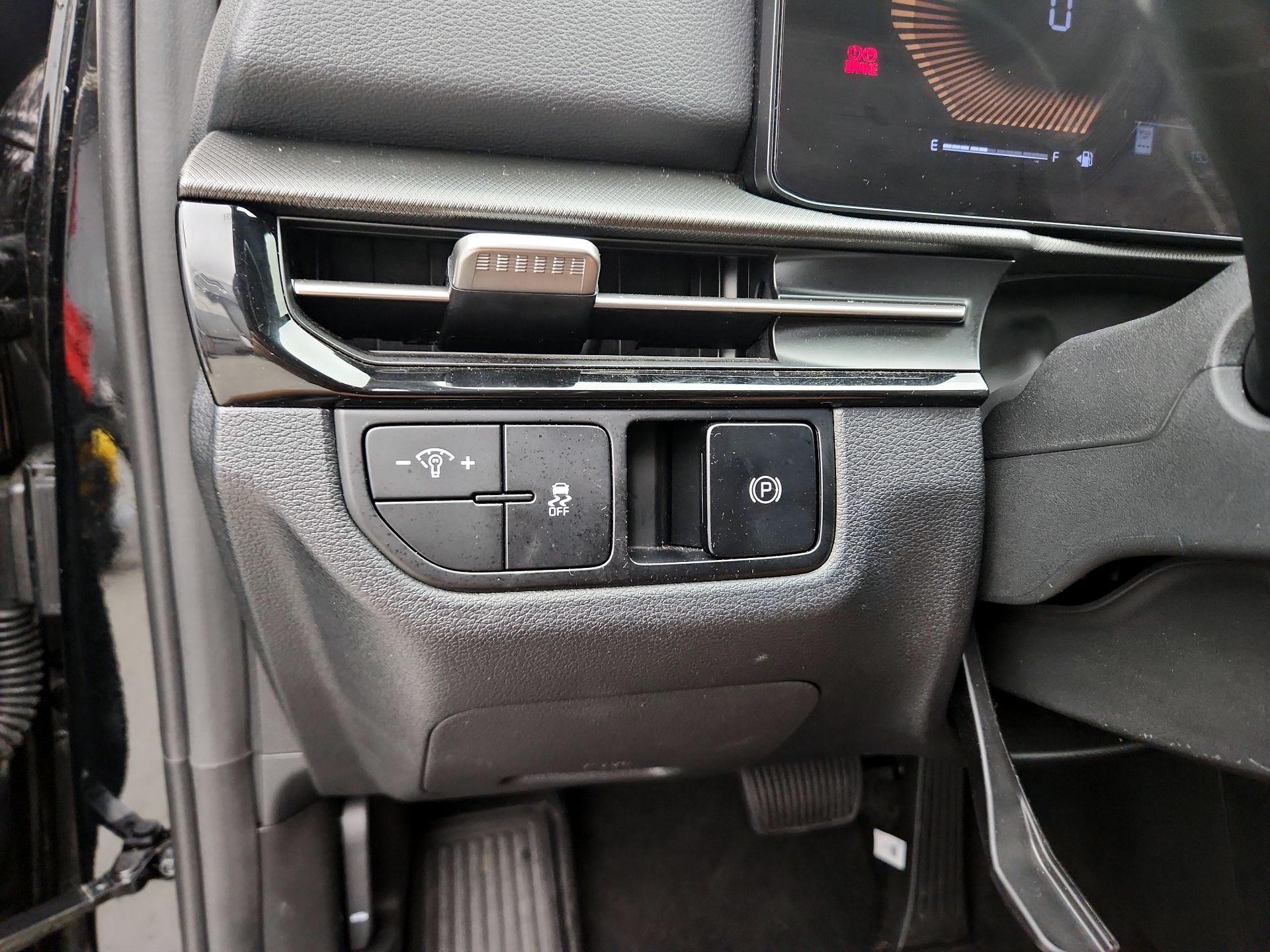 Thumbnail: 2026 Kia Sportage - 13