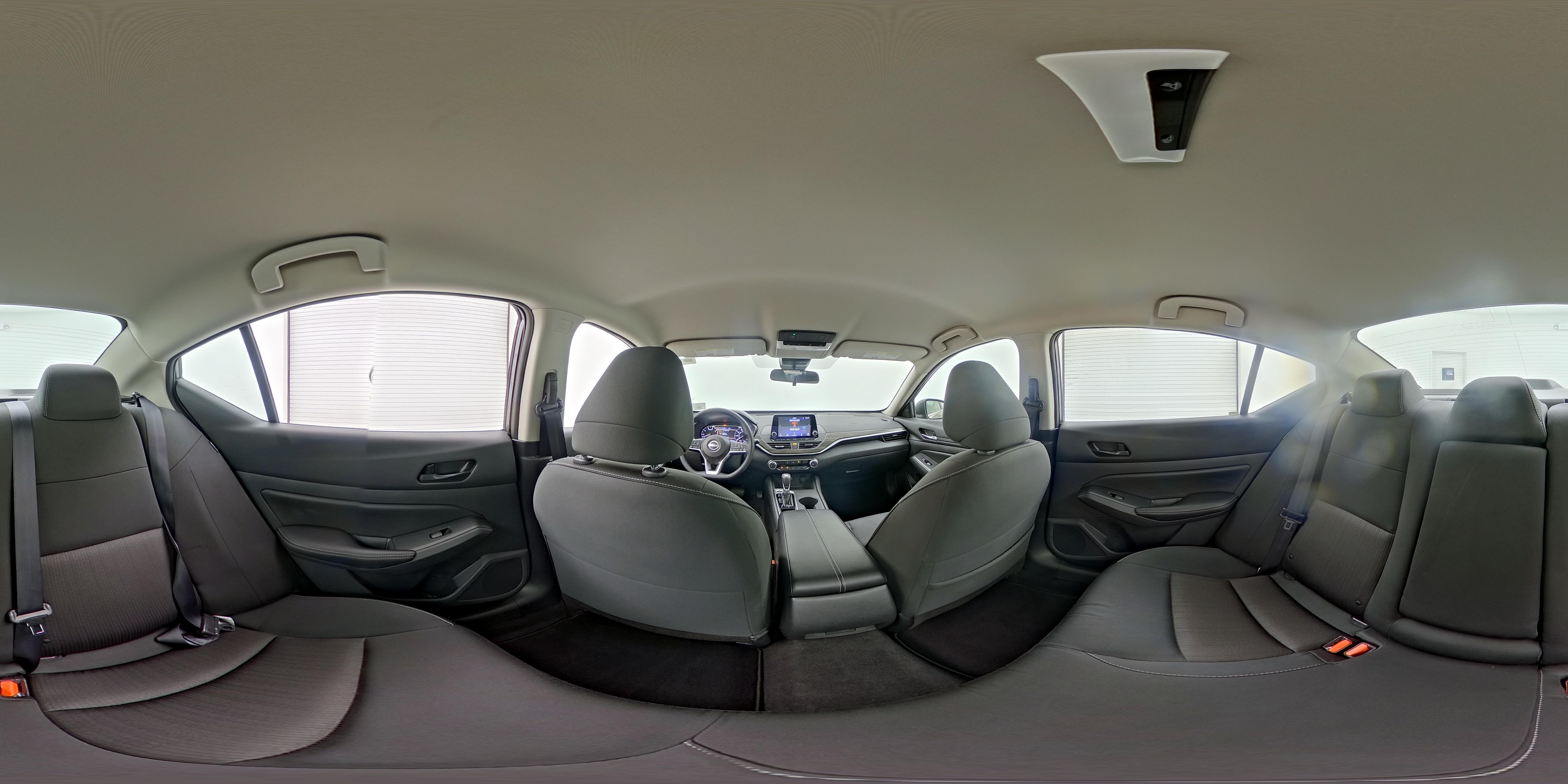 2025 Nissan Altima SV - Photo 25