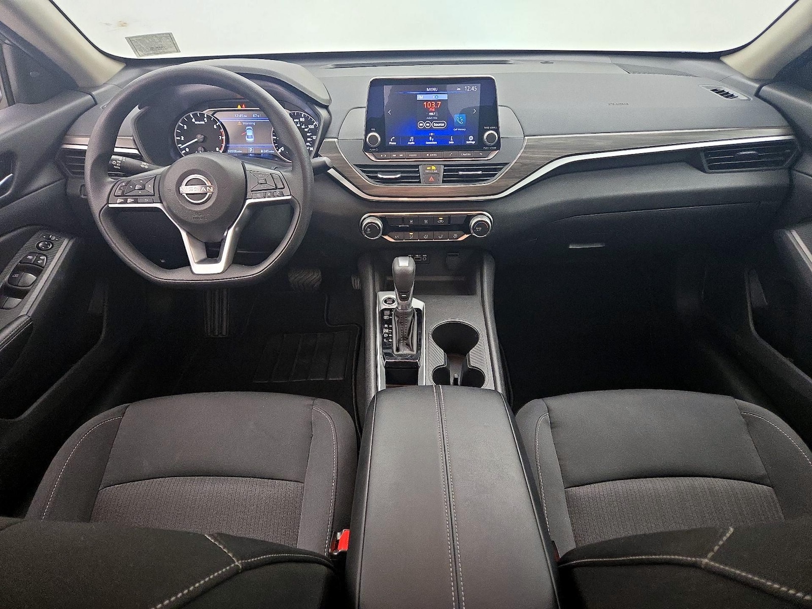 2025 Nissan Altima SV - Photo 10
